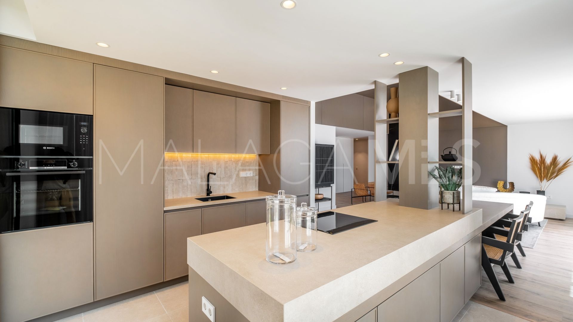 Villa for sale in Paraiso Alto