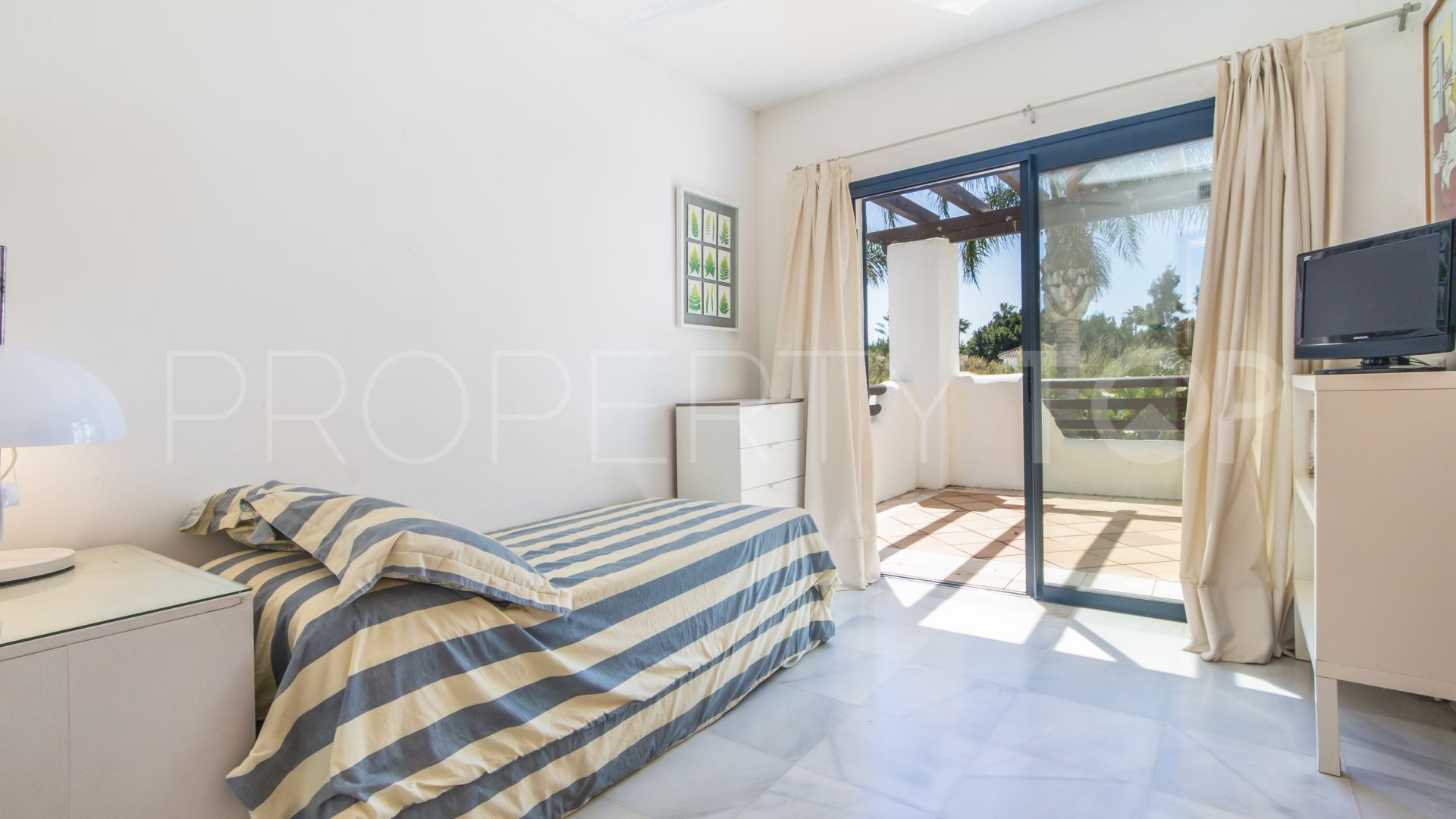 Apartment with 4 bedrooms for sale in Sotogrande Costa
