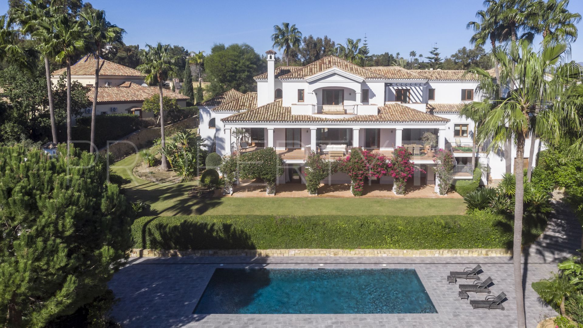 Se vende villa de 6 dormitorios en Sotogrande Alto