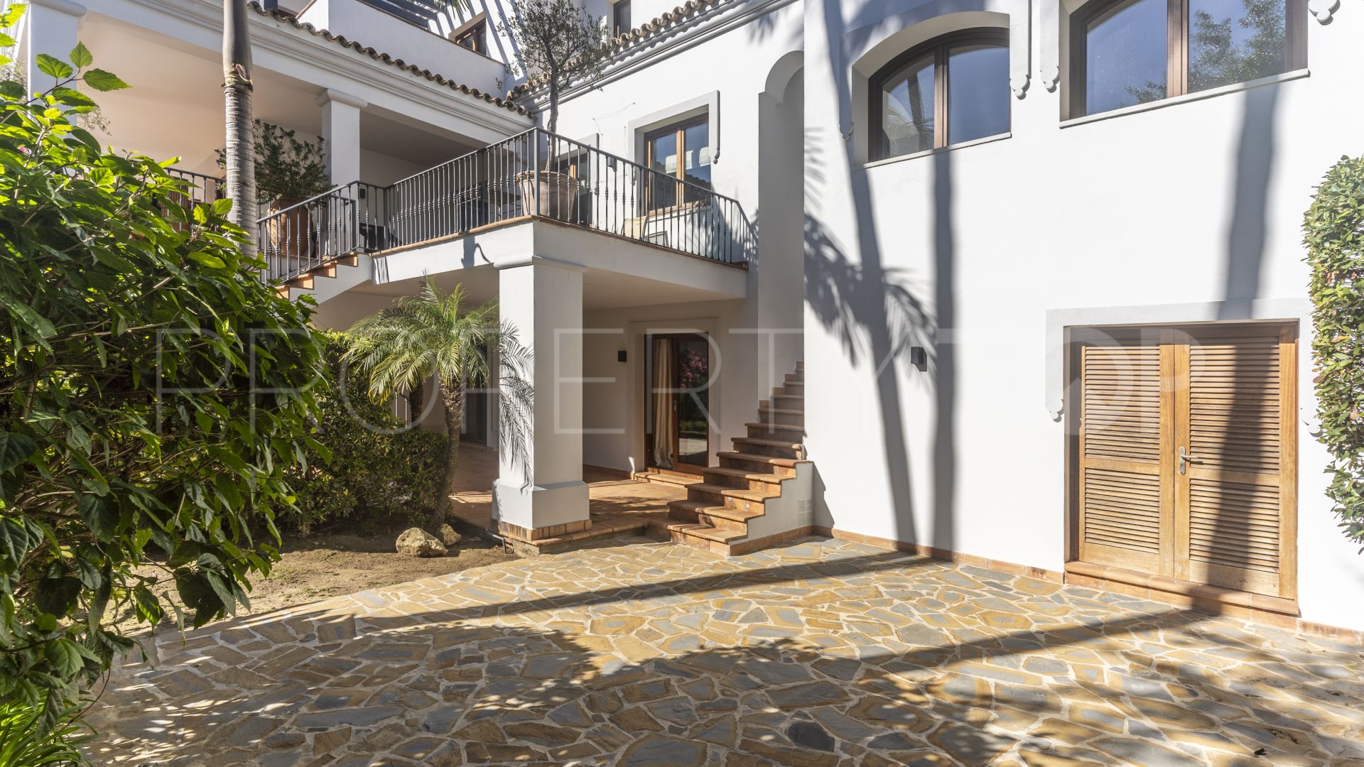 Se vende villa de 6 dormitorios en Sotogrande Alto