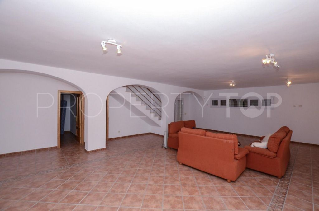 For sale villa in Sotogrande Alto with 5 bedrooms