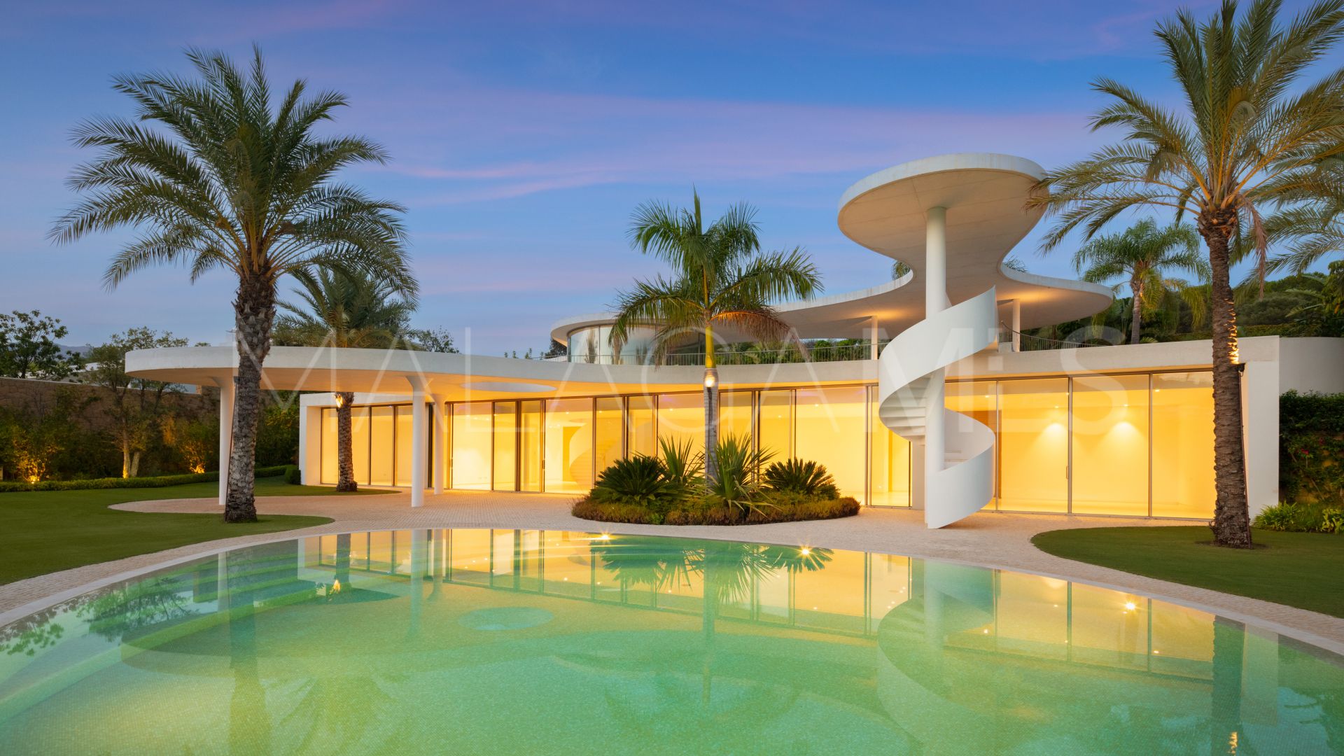 Villa for sale in Finca Cortesin