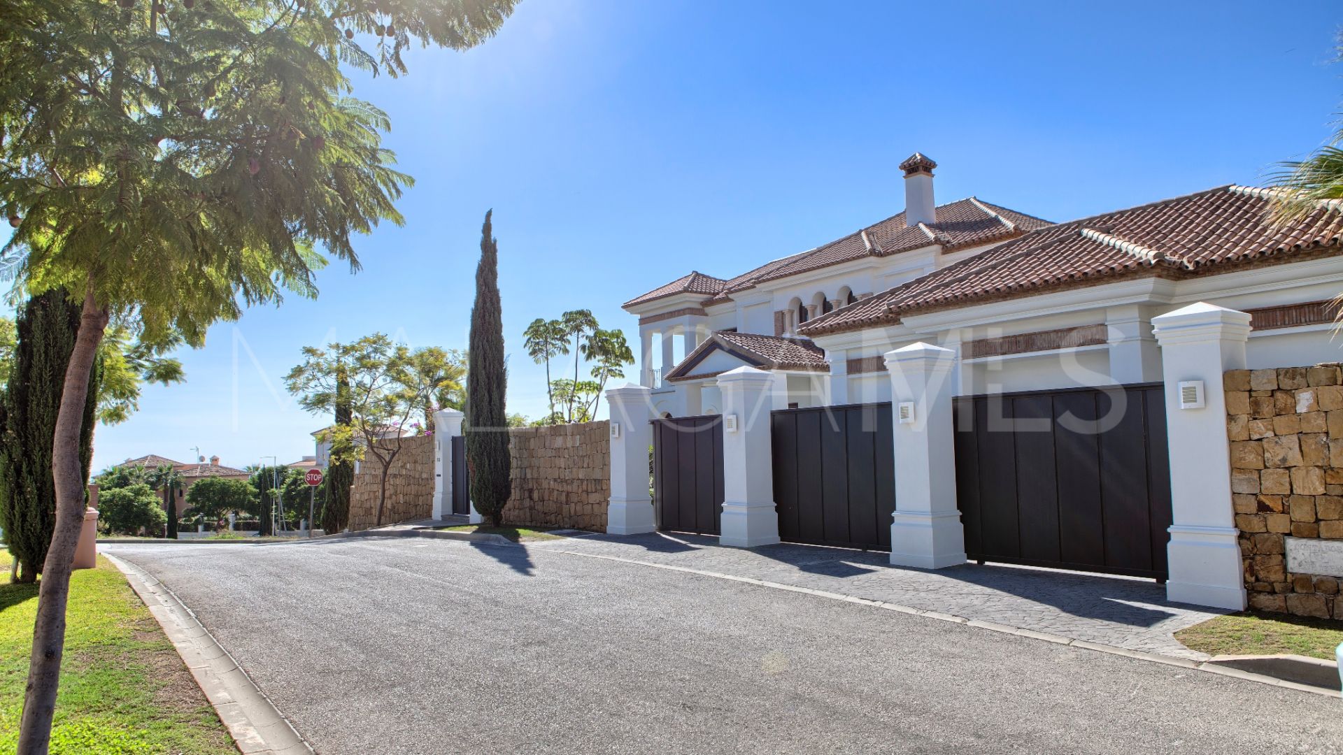 Villa for sale in Los Flamingos Golf