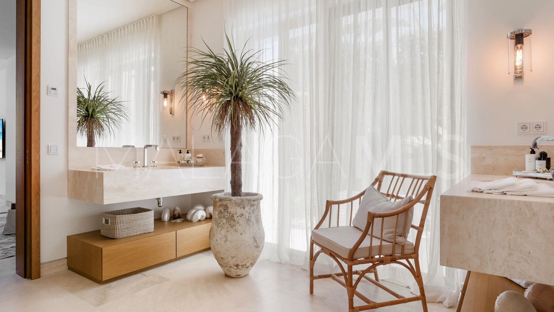 Villa a la venta with 5 bedrooms in Finca Cortesin