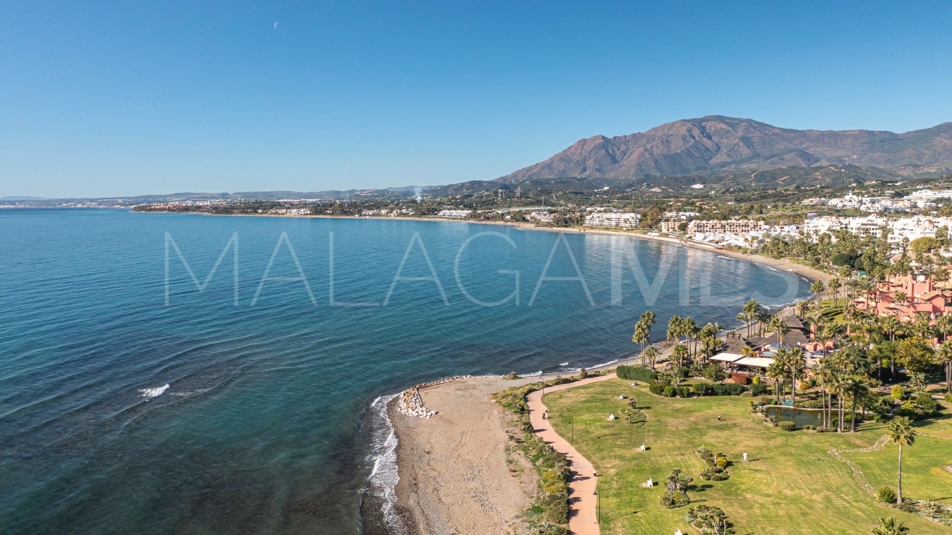 Menara Beach, apartamento planta baja a la venta