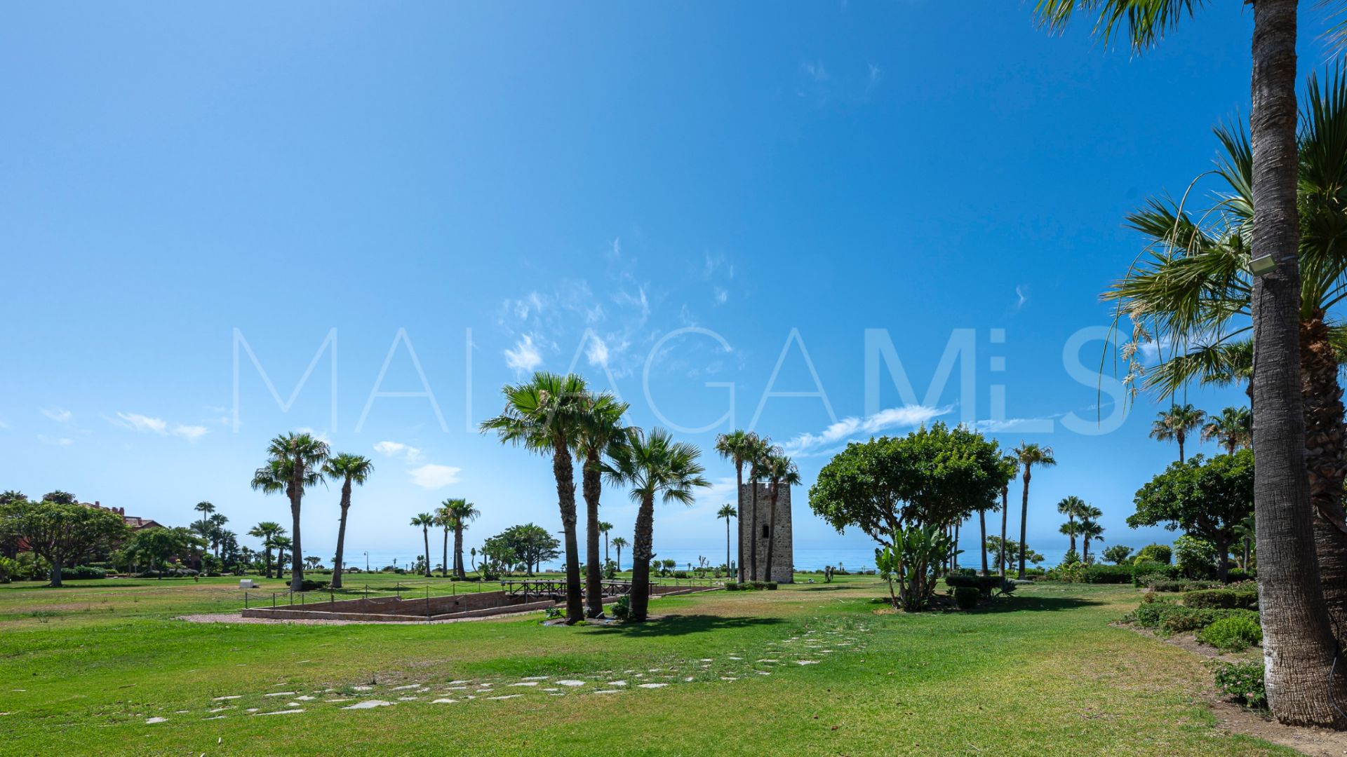 Menara Beach, apartamento planta baja a la venta