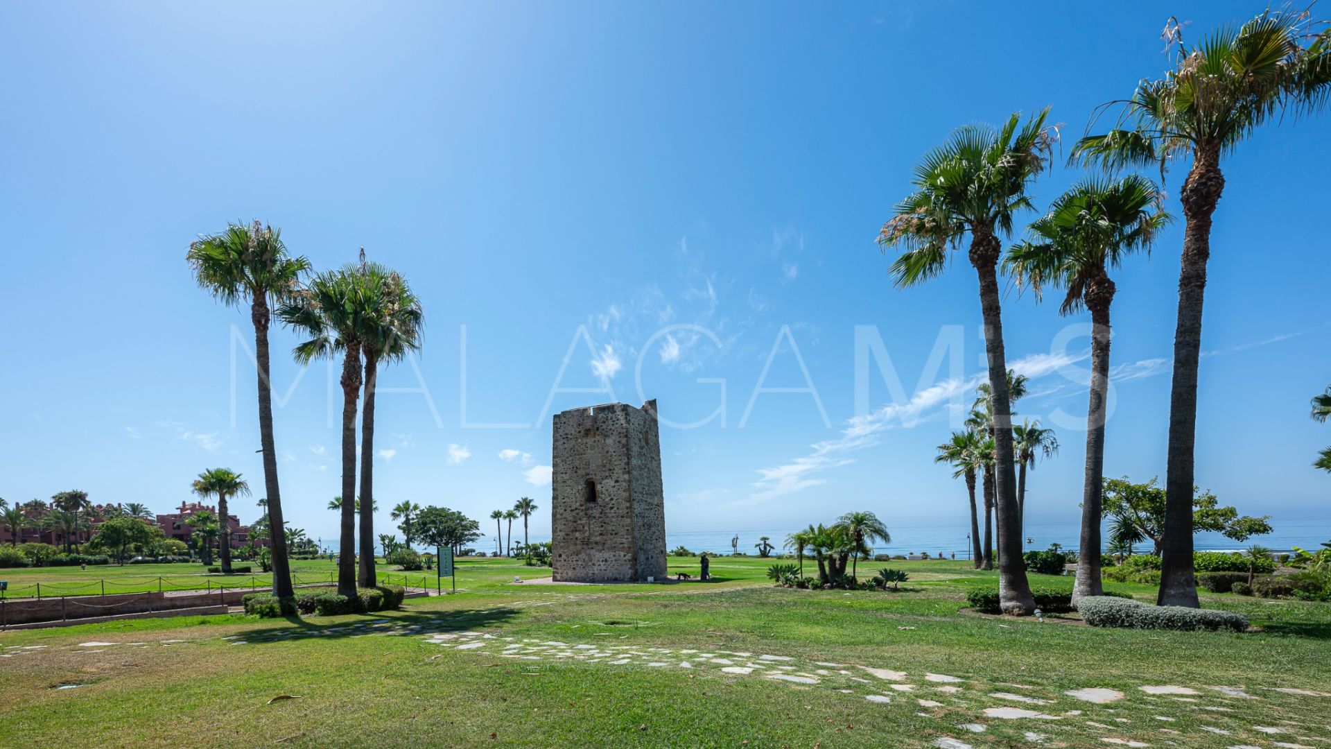 Menara Beach, apartamento planta baja a la venta