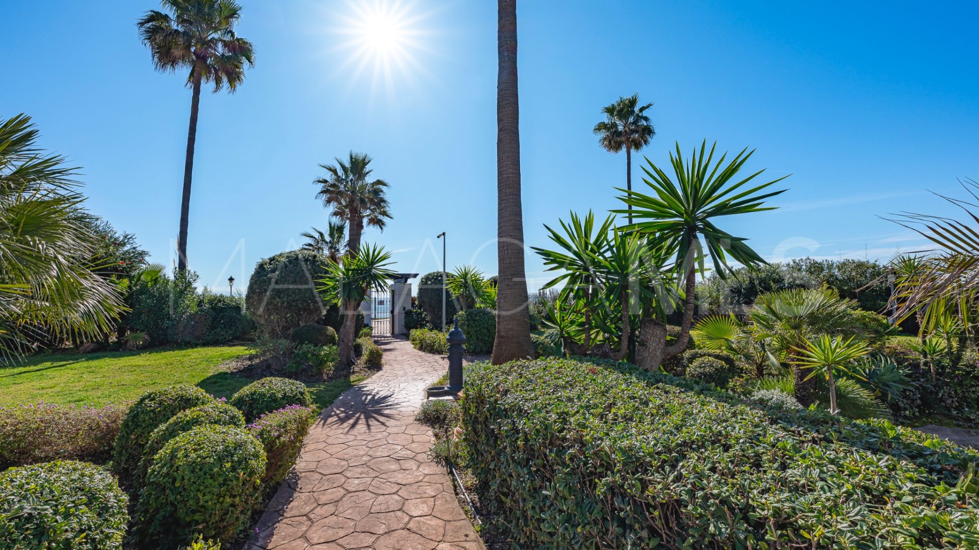 Lägenhet for sale in Bahía del Velerín
