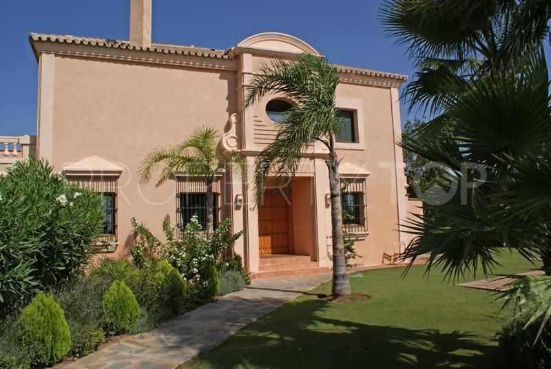 Villa pareada en venta en Sotogolf de 5 dormitorios