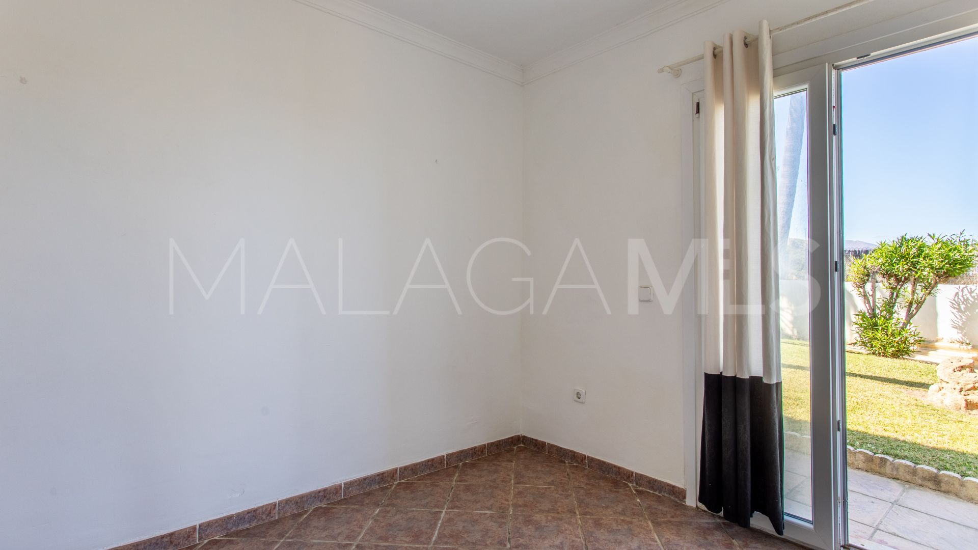 Villa for sale in Chullera