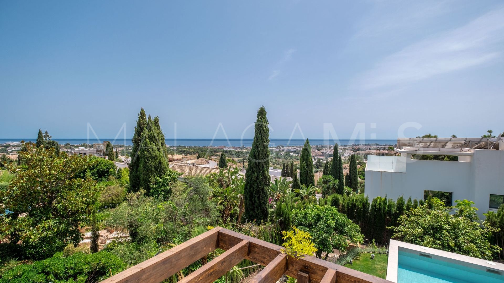 Villa for sale in Paraiso Alto