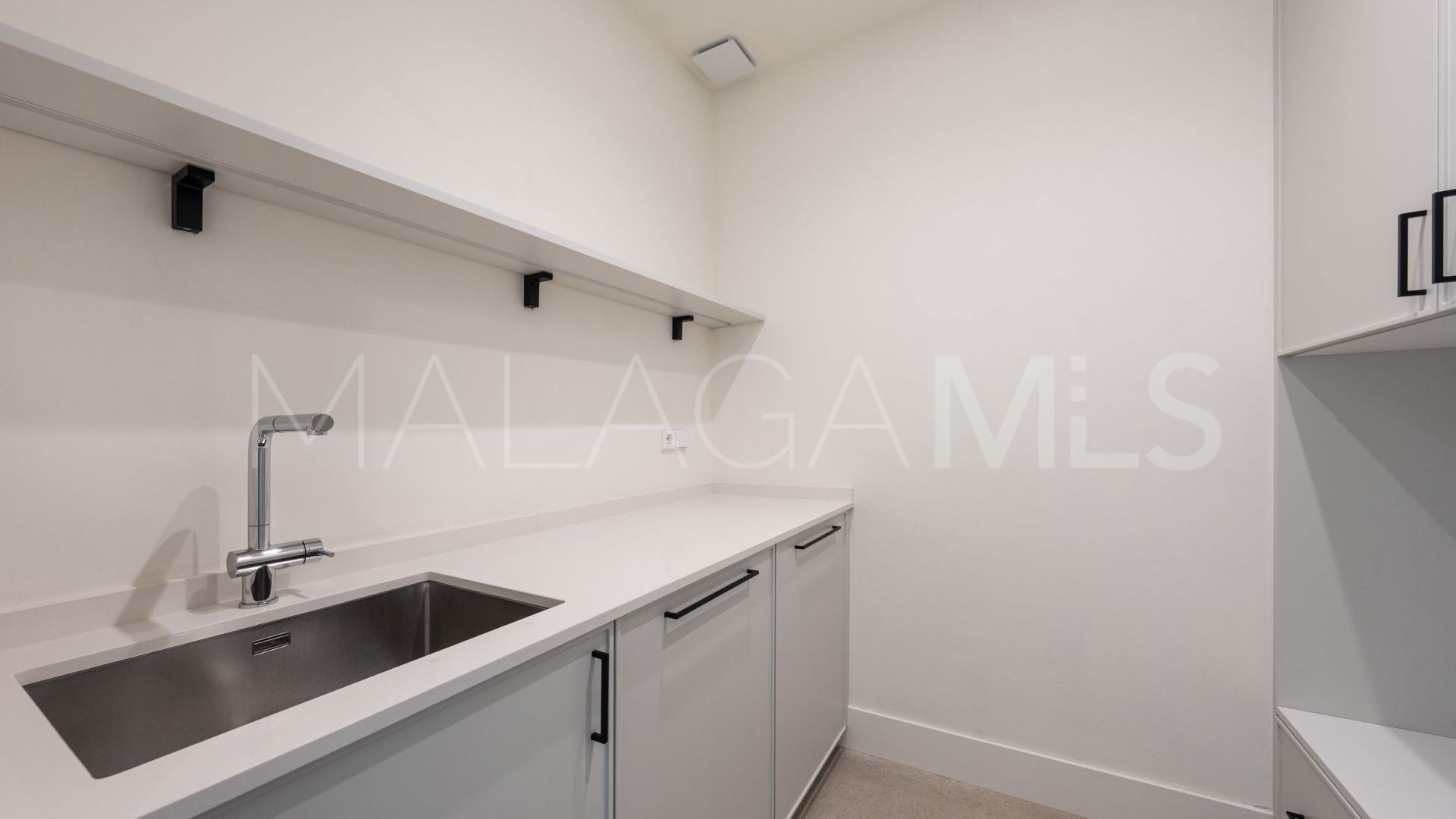 4 bedrooms villa in La Resina Golf for sale