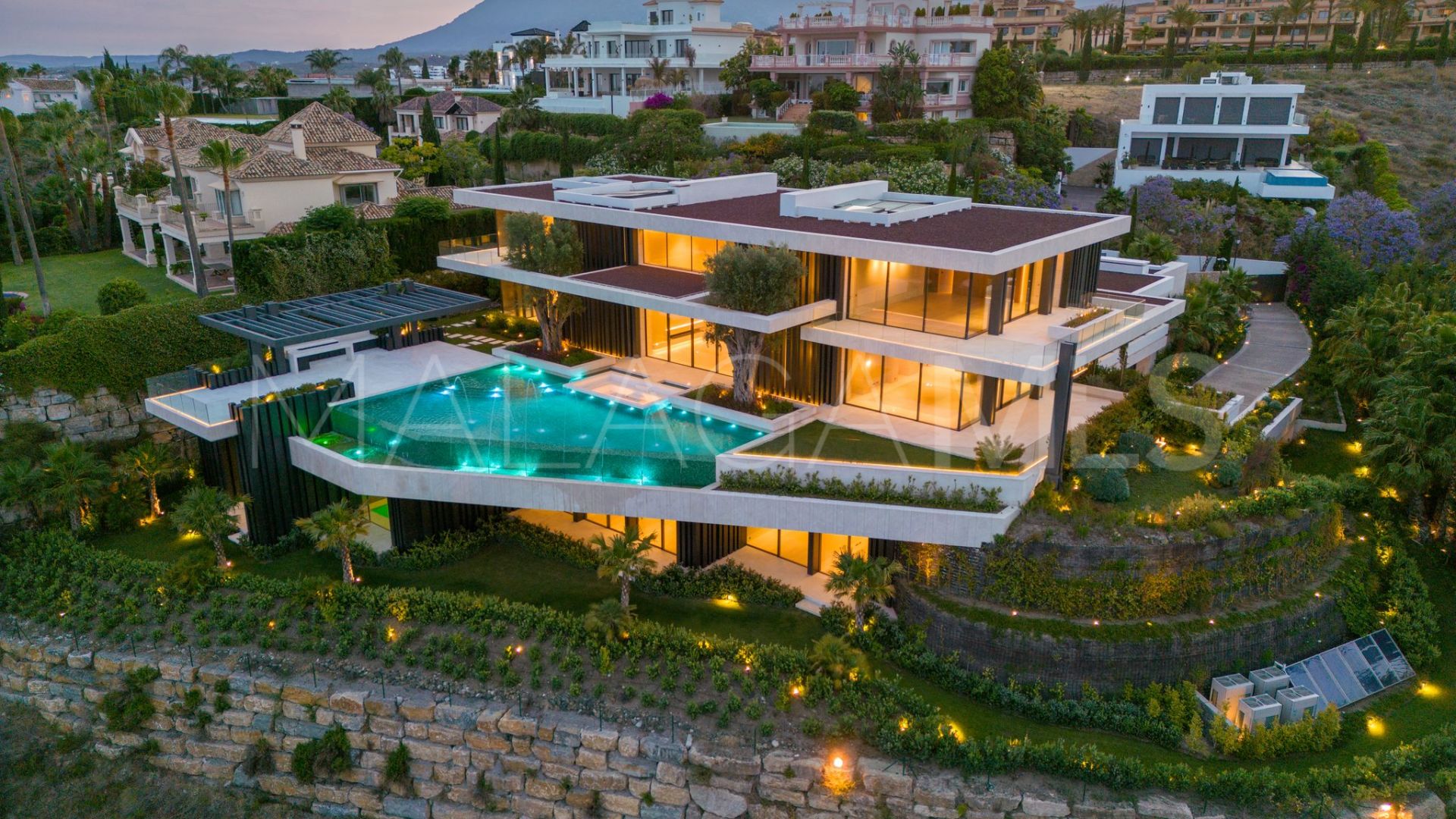For sale villa with 12 bedrooms in Los Flamingos