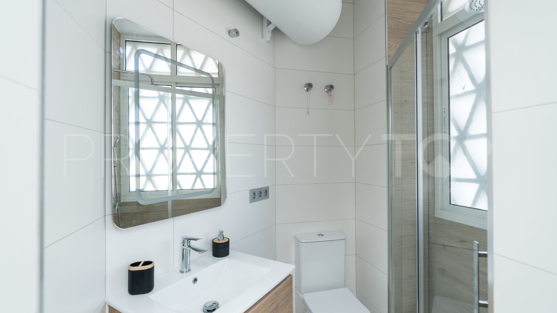 3 bedrooms apartment in Playas del Duque for sale