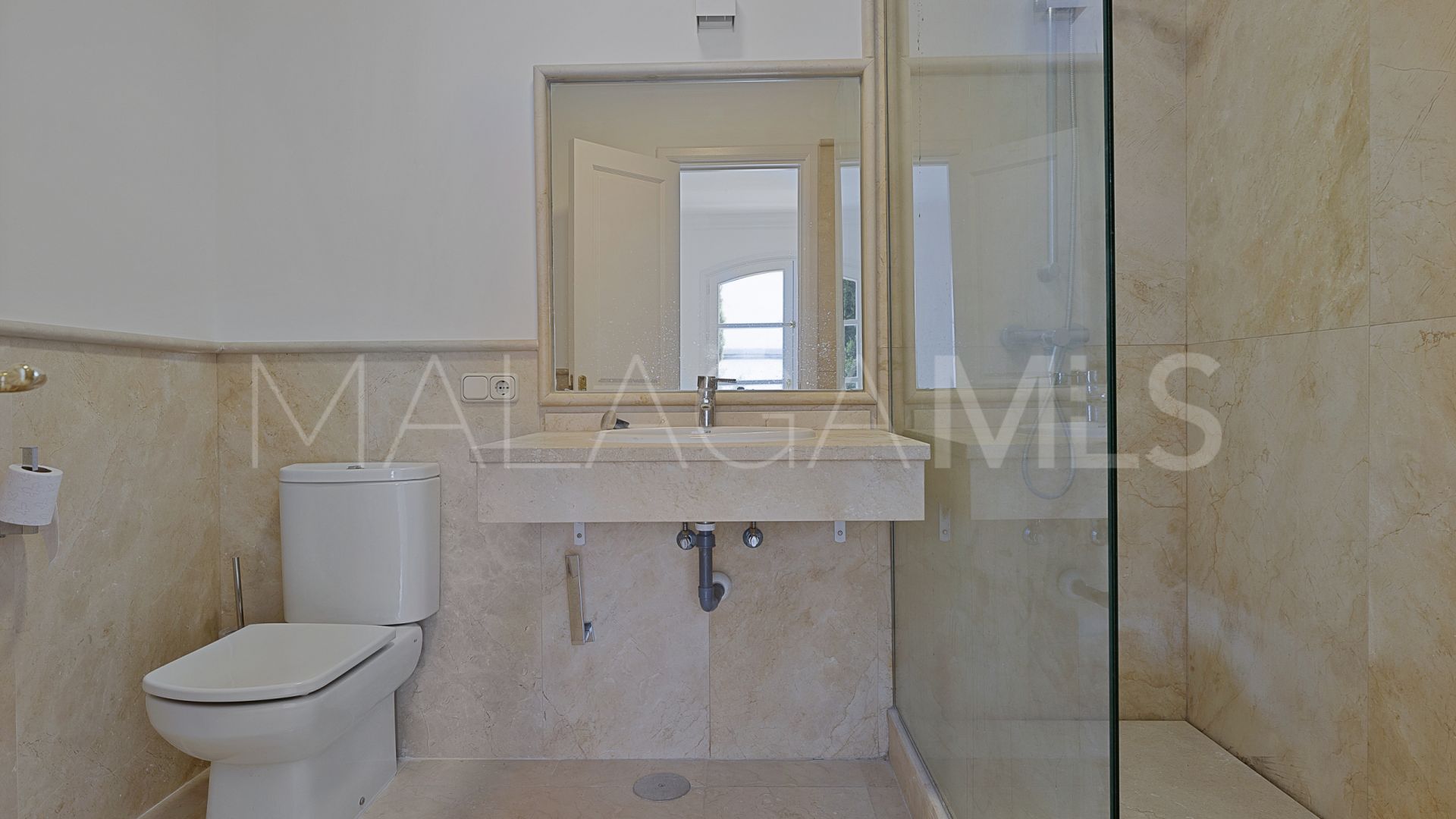 Maison de ville for sale in Benahavis
