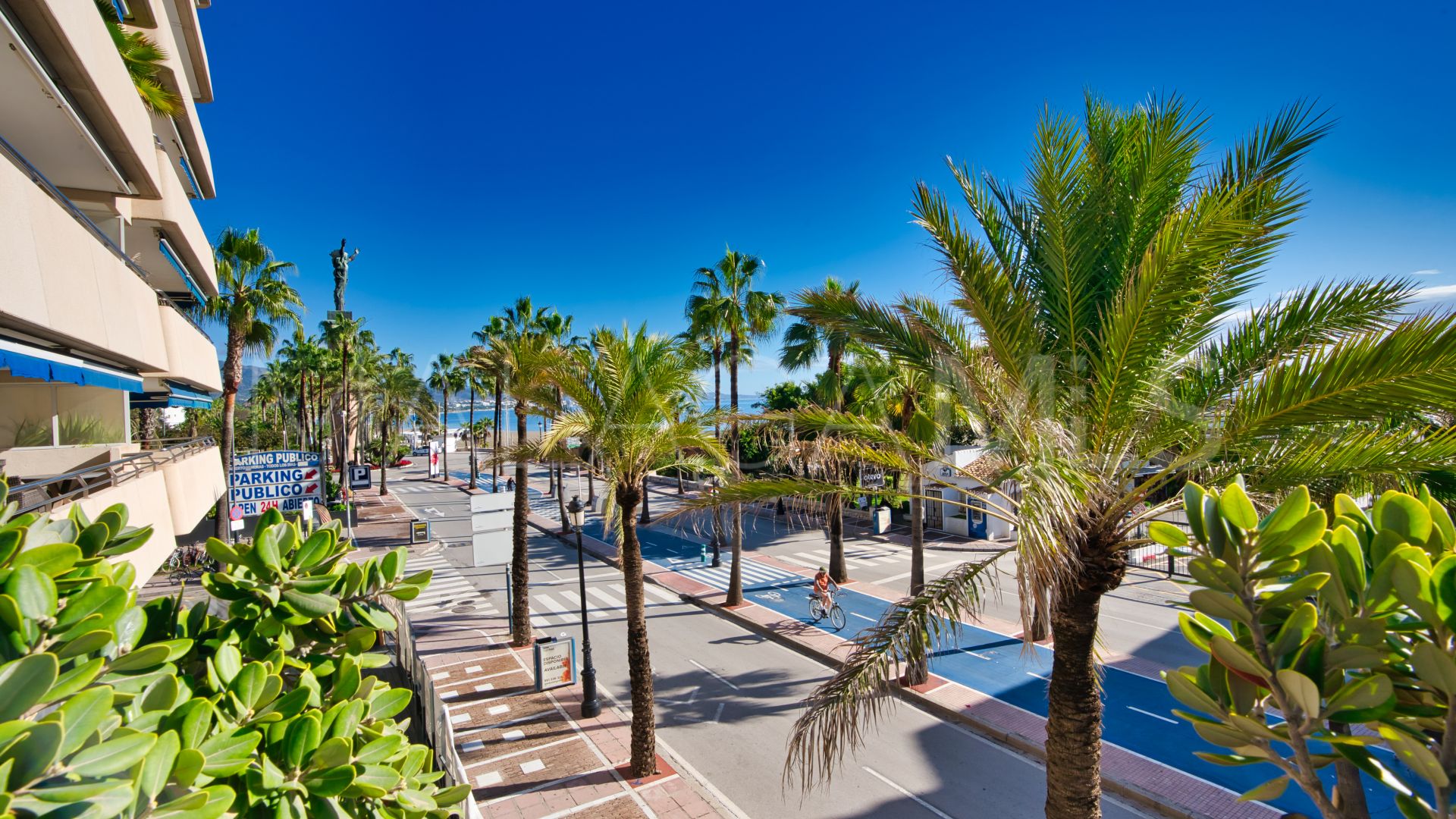 Buy apartamento in Marina Banus