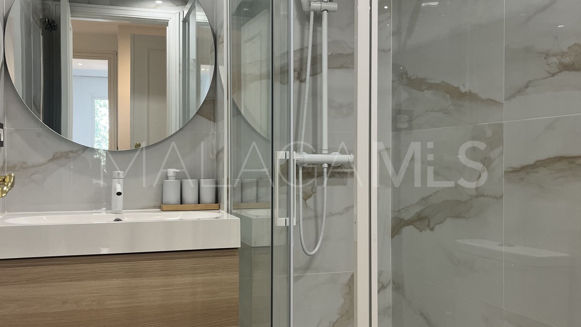 Buy apartamento in Marina Banus