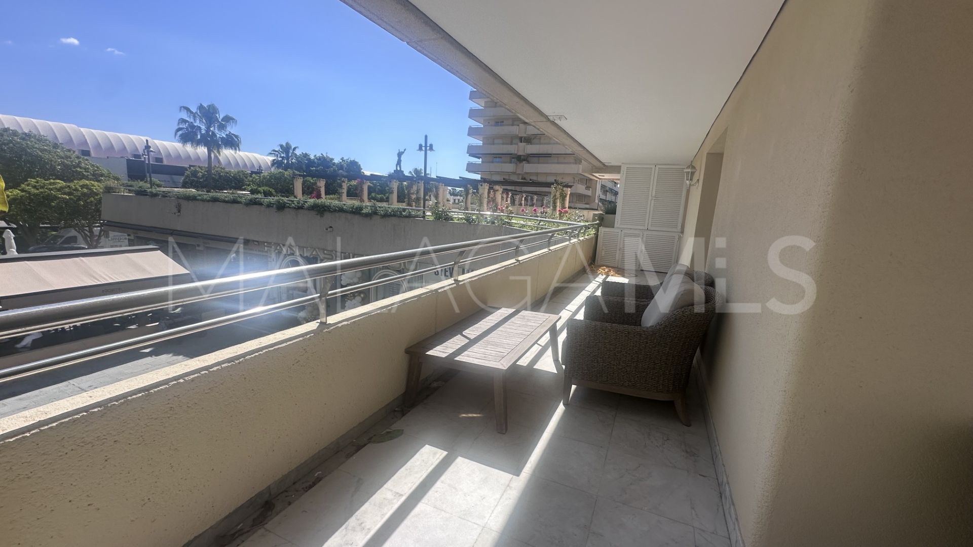 Buy apartamento in Marina Banus