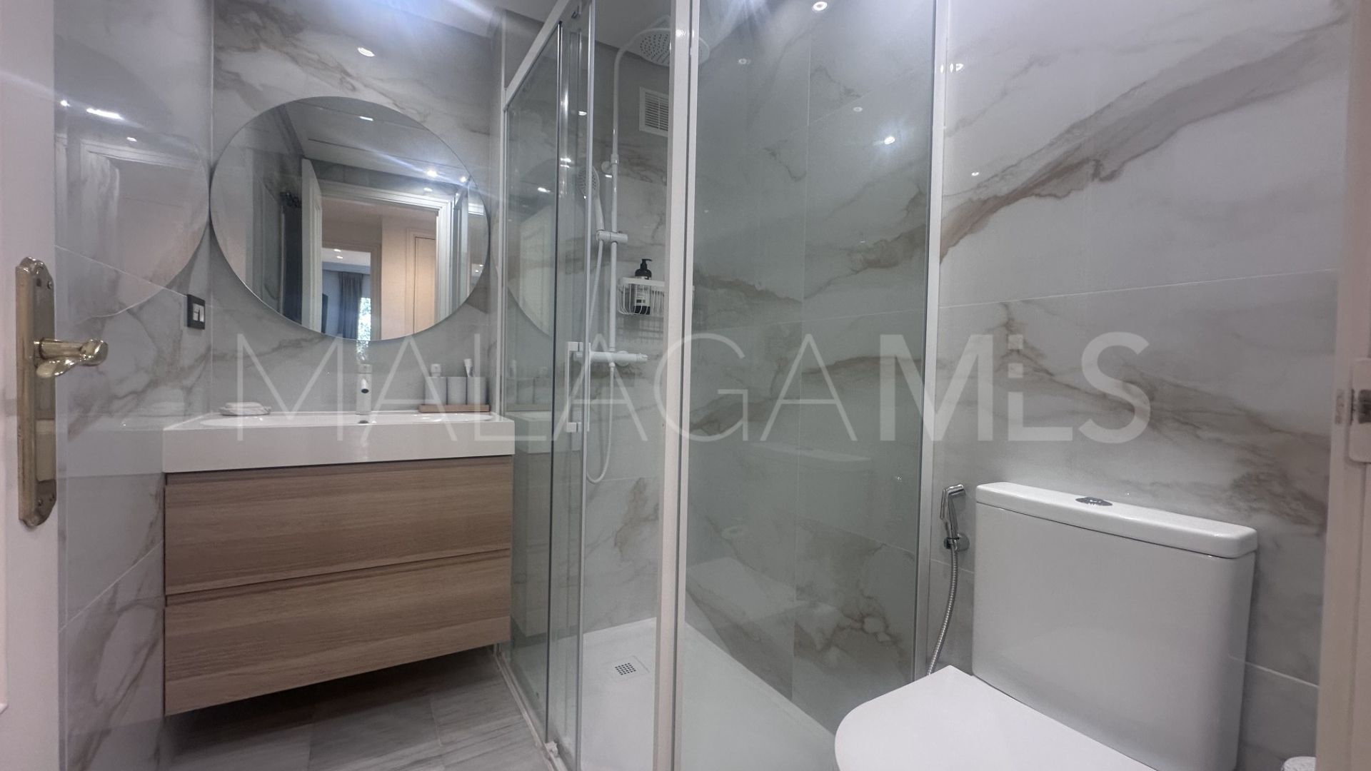 Buy apartamento in Marina Banus