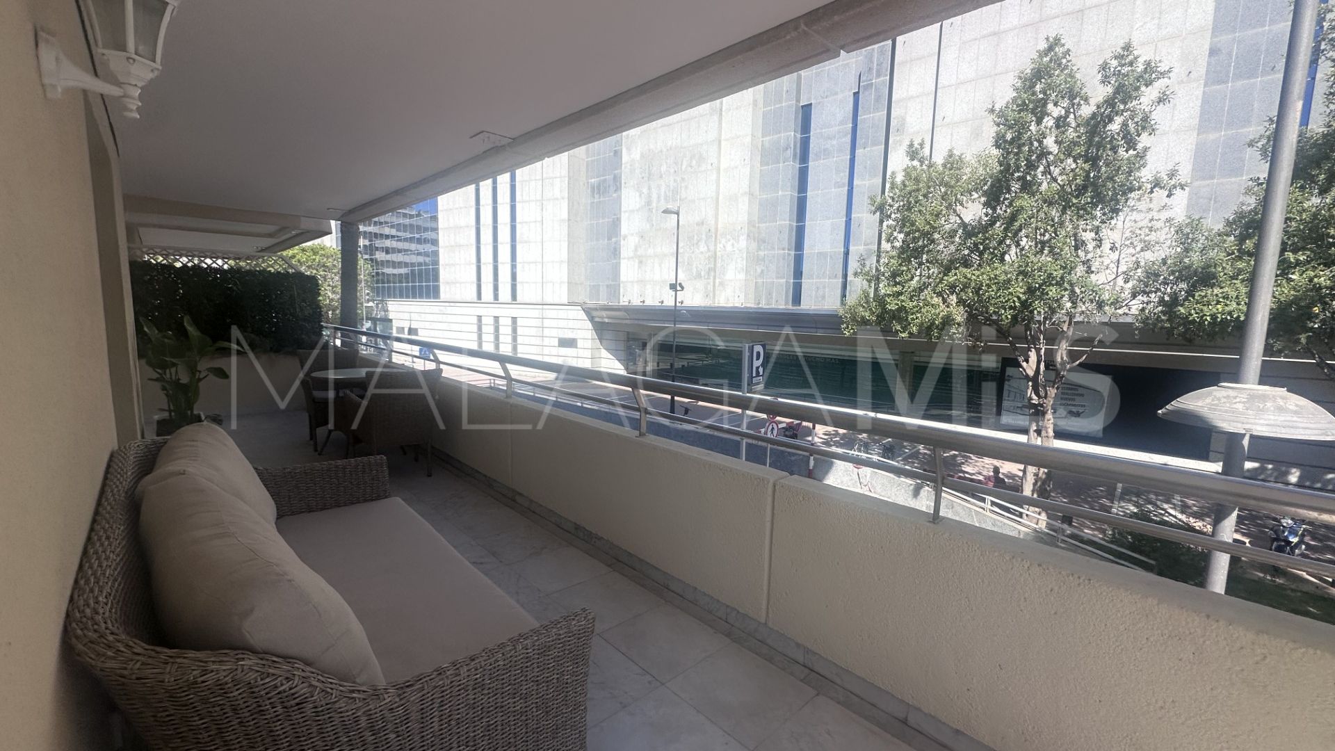 Buy apartamento in Marina Banus