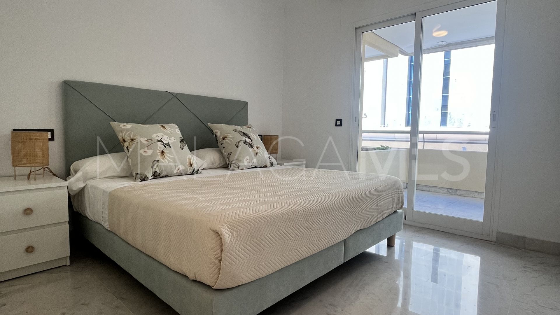Buy apartamento in Marina Banus
