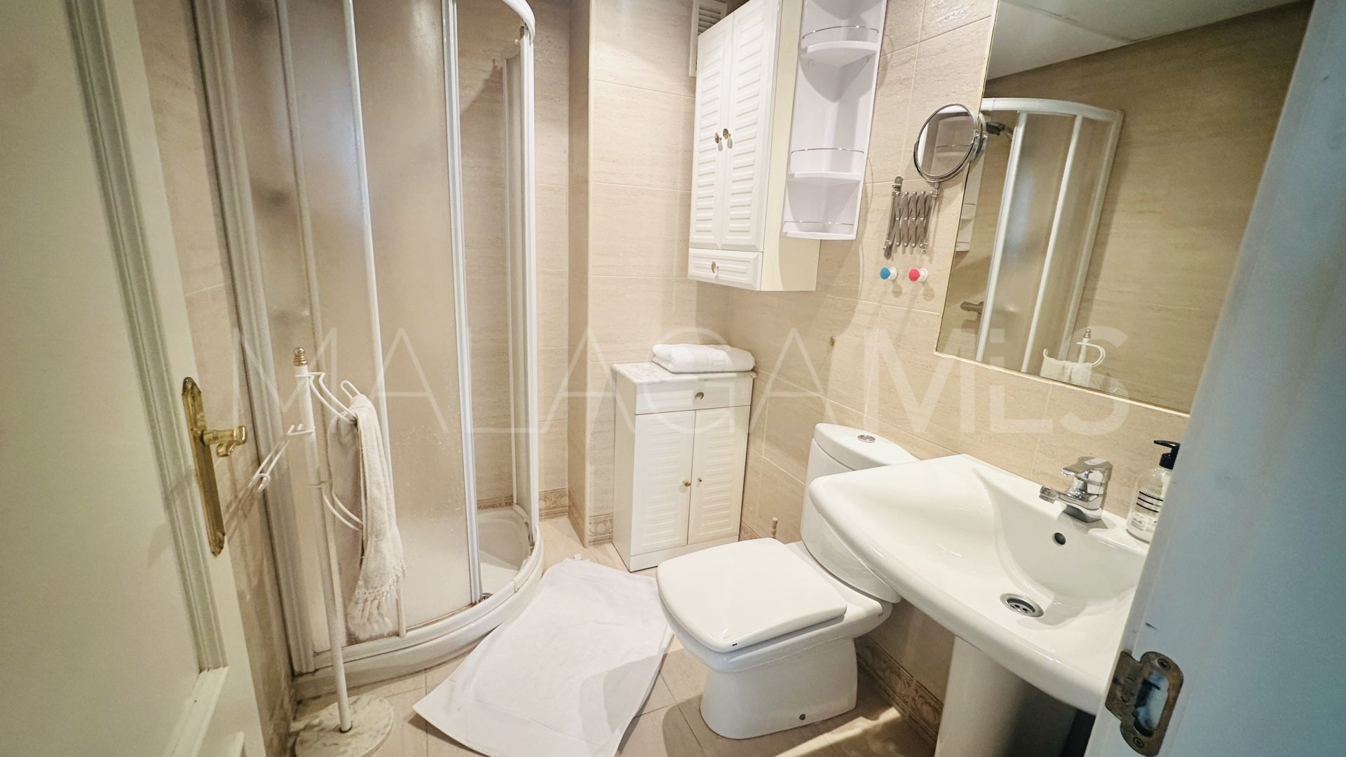 Buy apartment in Marina Banus