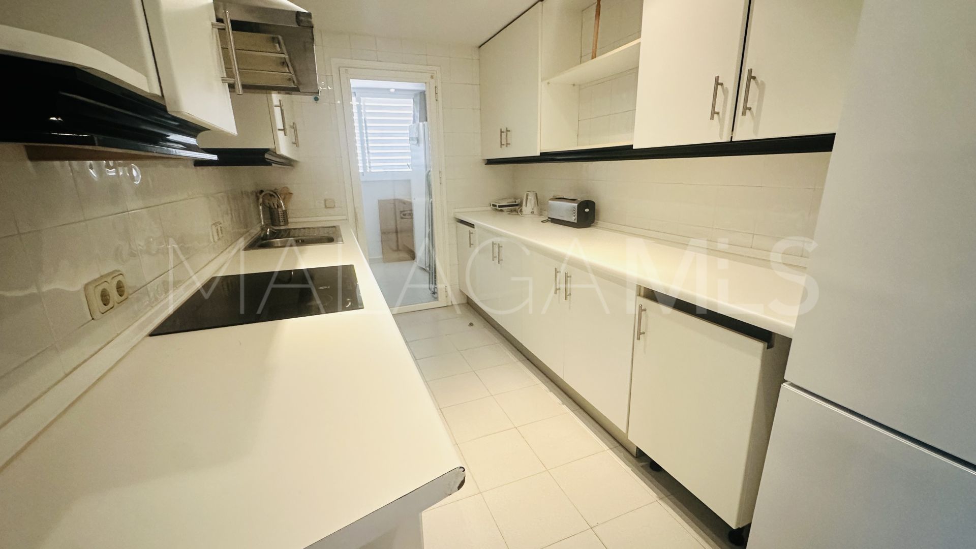 Buy apartment in Marina Banus
