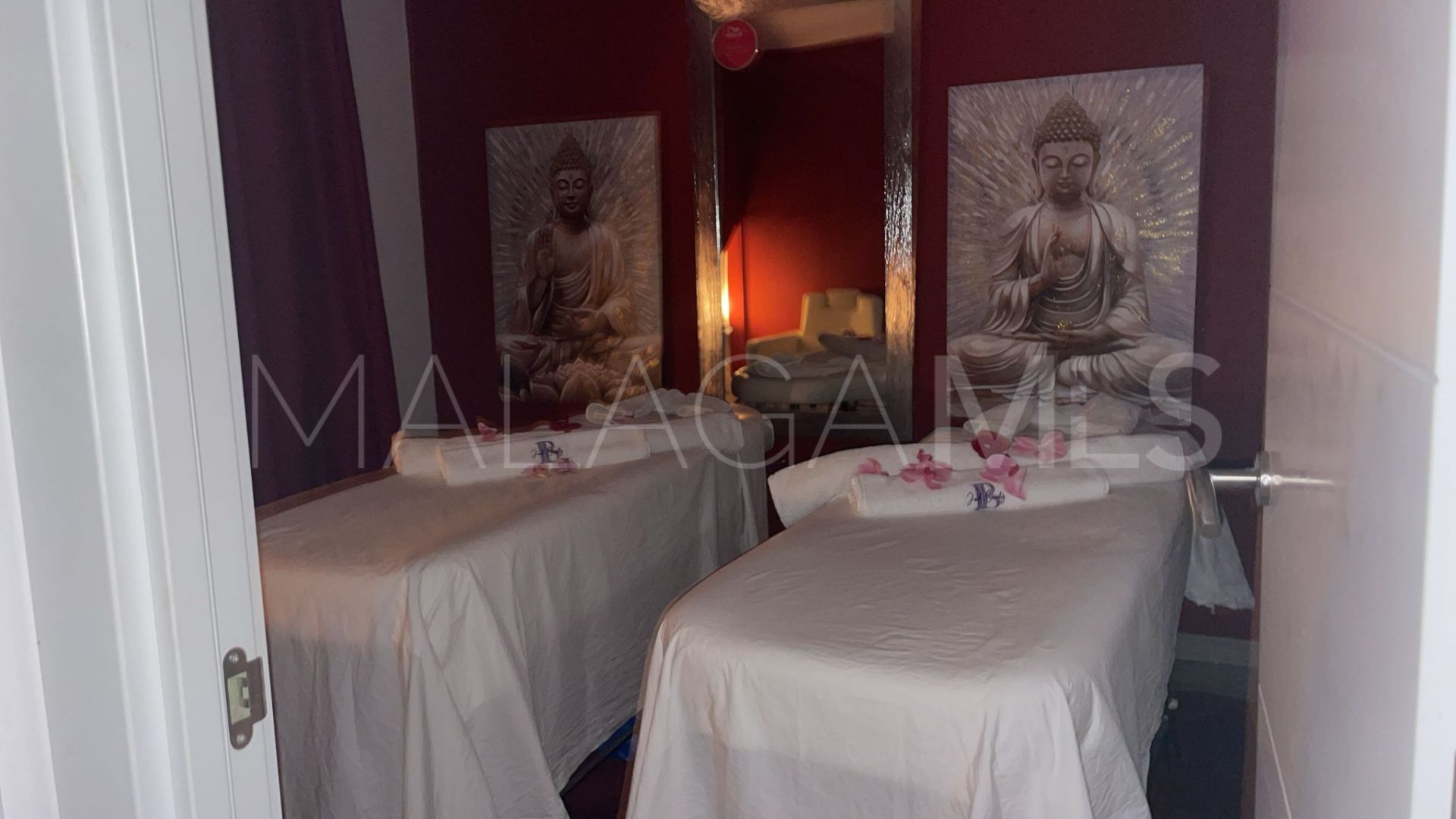 Kommersiella lokaler for sale in Marbella - Puerto Banus