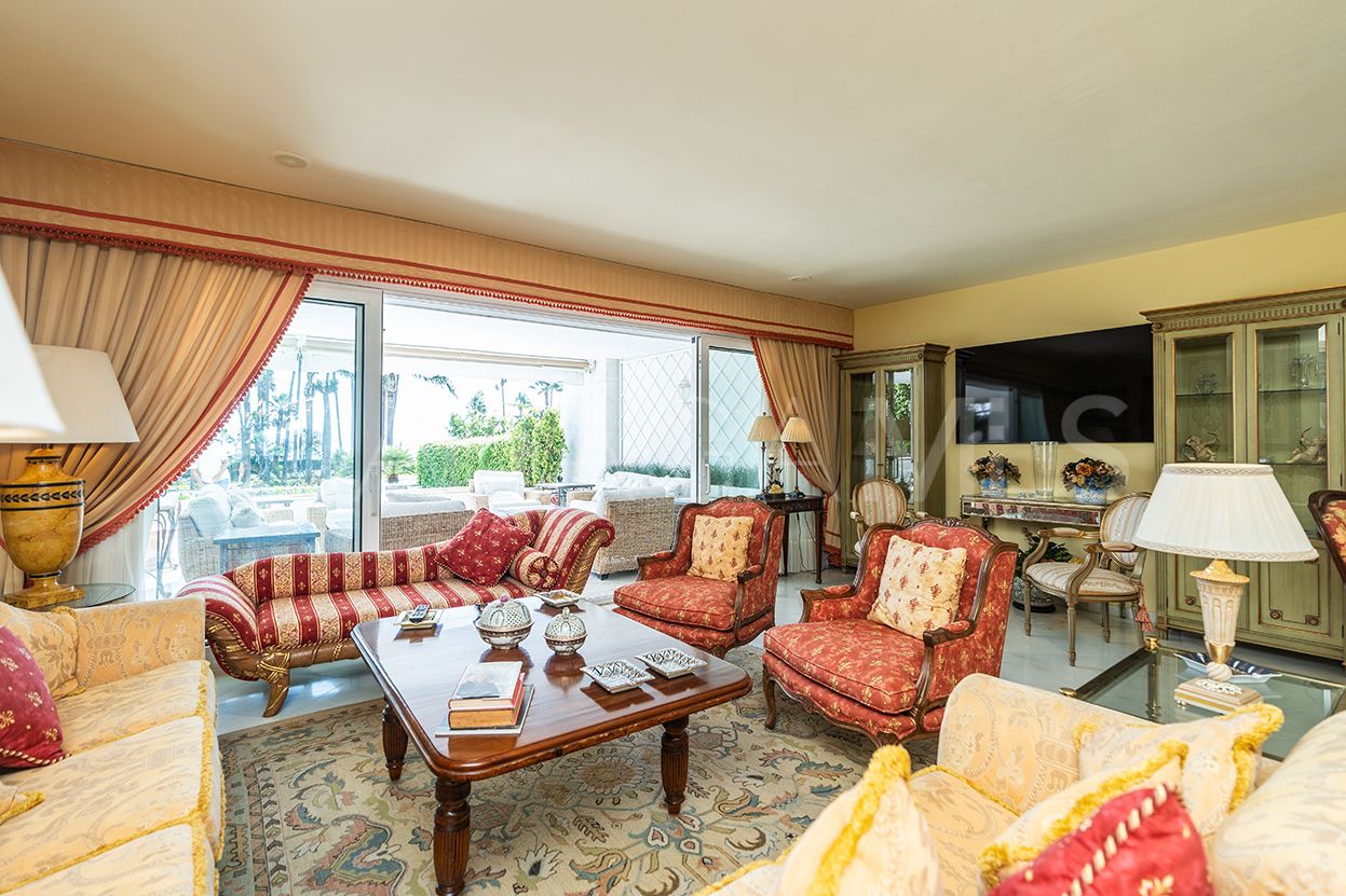 Los Granados, apartamento planta baja a la venta