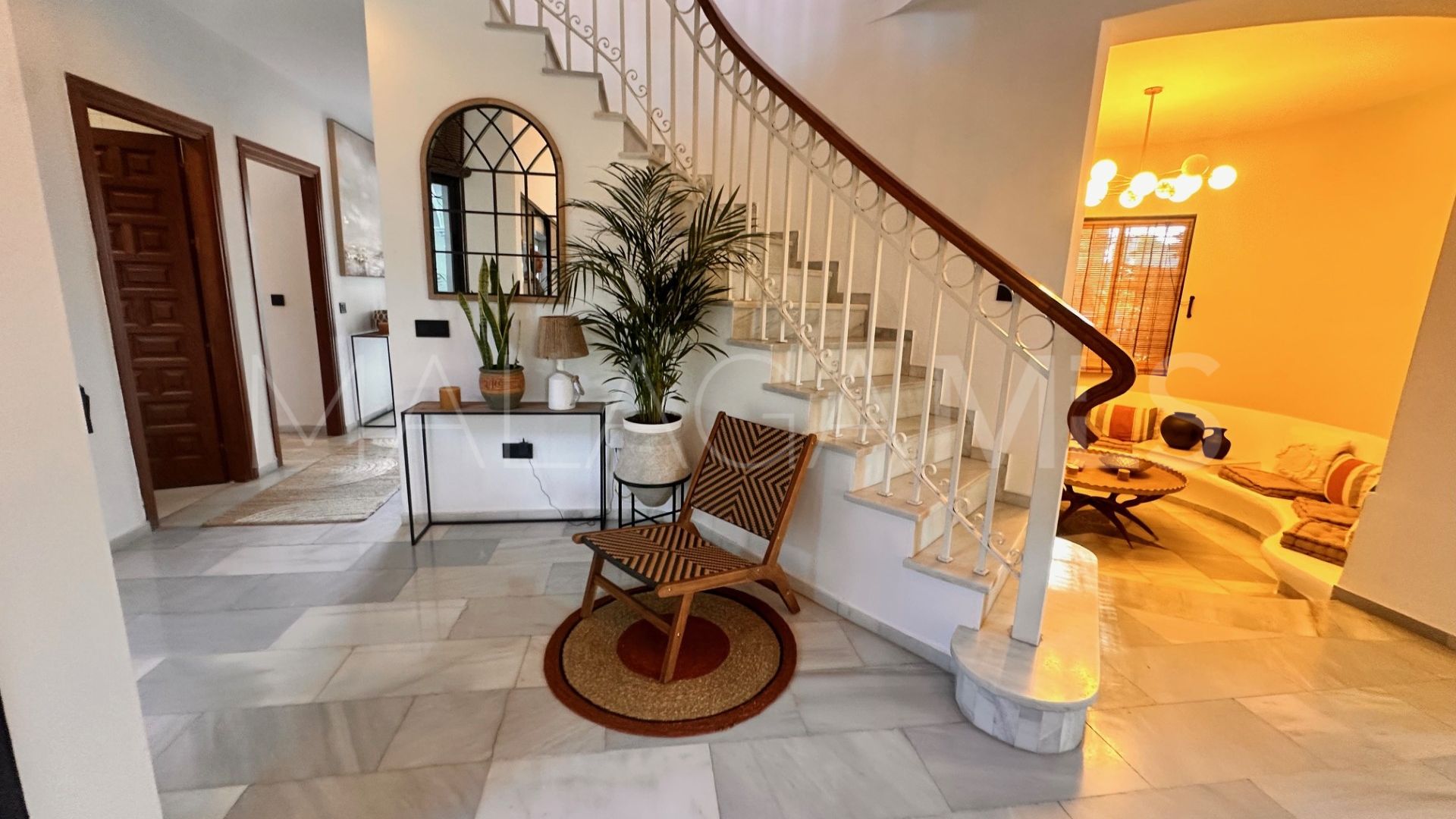 Villa for sale in El Paraiso Playa