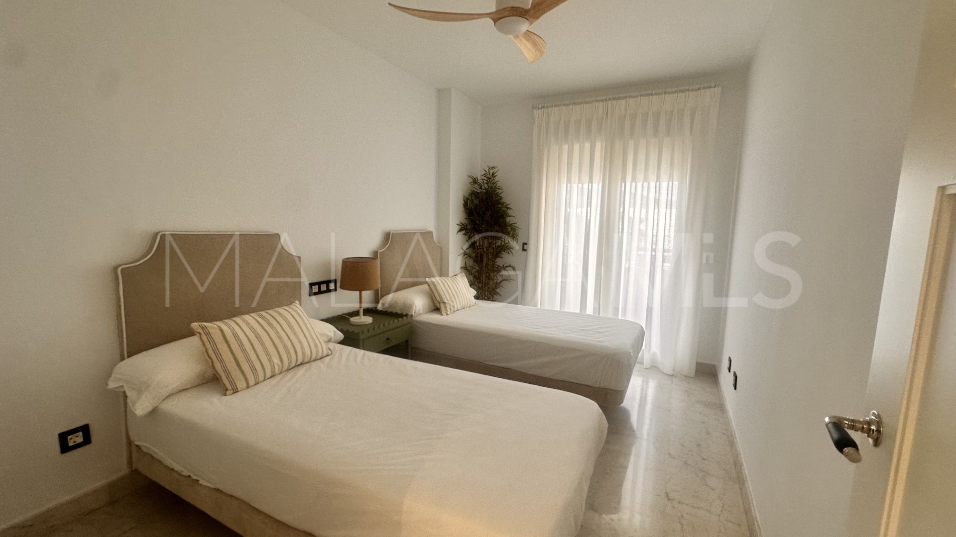 3 bedrooms apartment in Marina Banus for sale