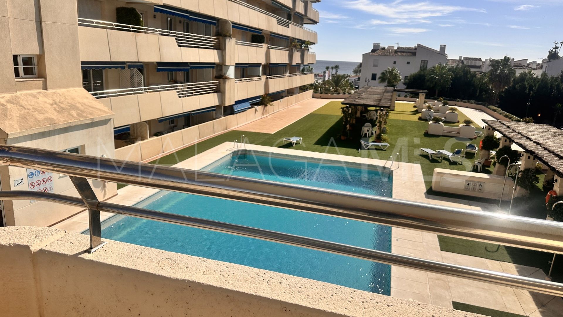 3 bedrooms apartment in Marina Banus for sale