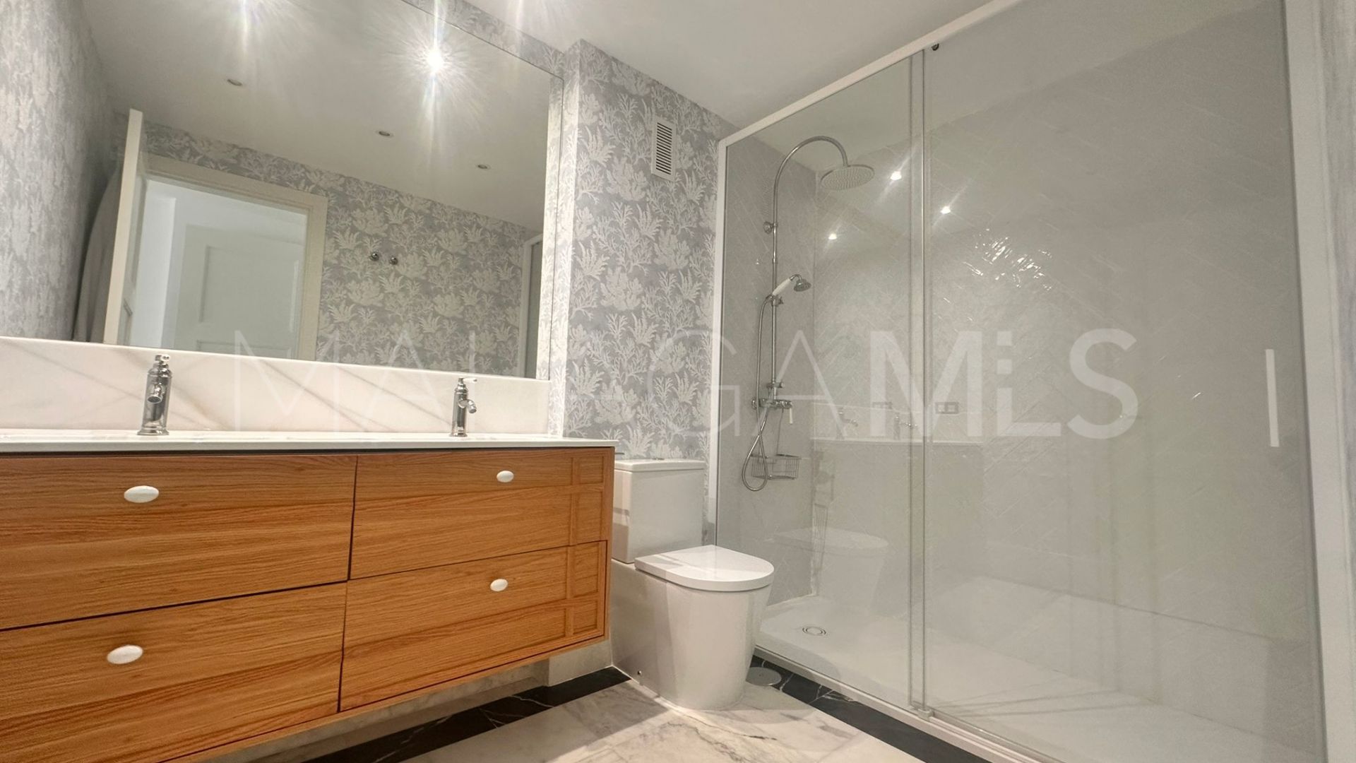 3 bedrooms apartment in Marina Banus for sale