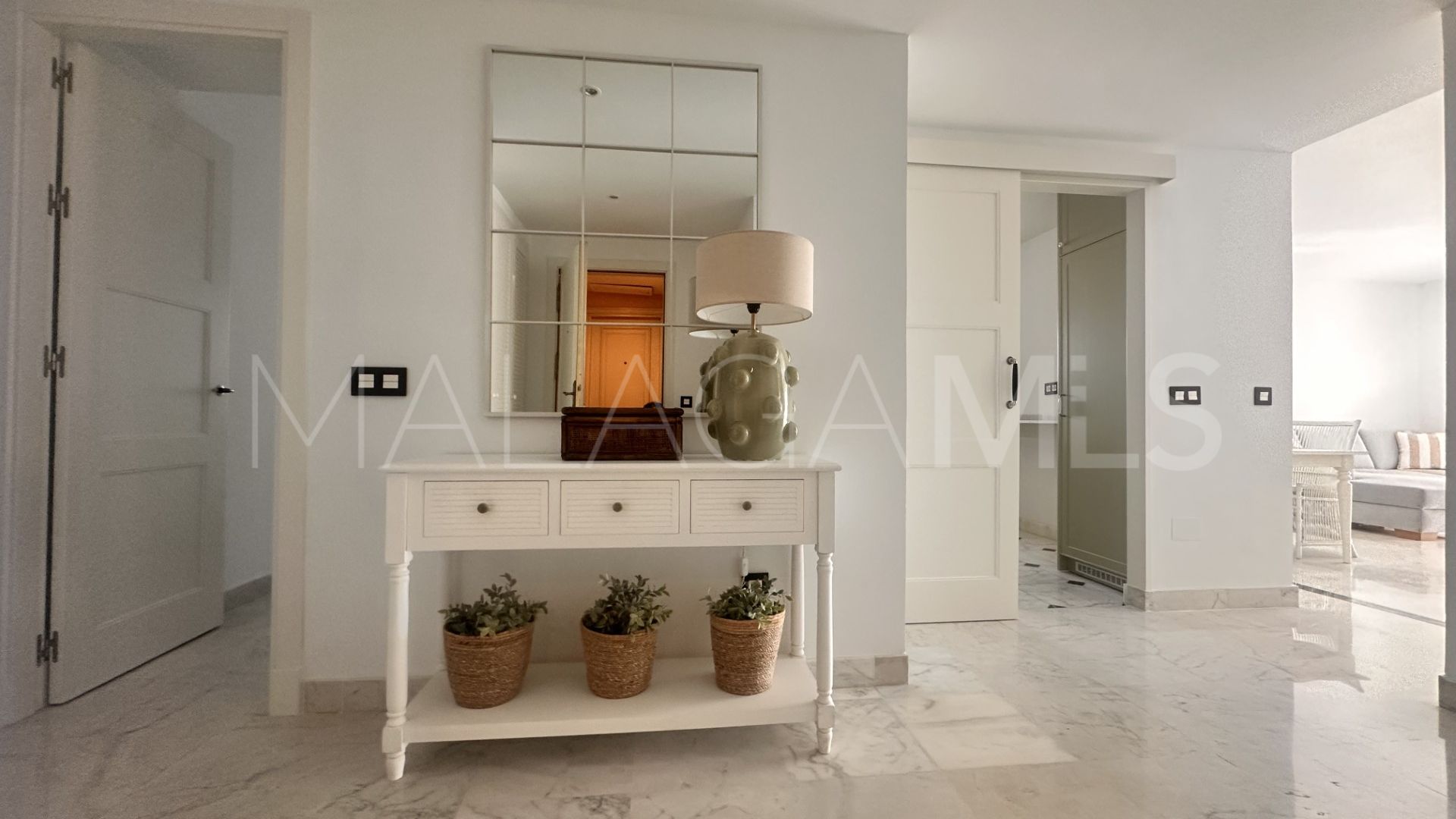 3 bedrooms apartment in Marina Banus for sale