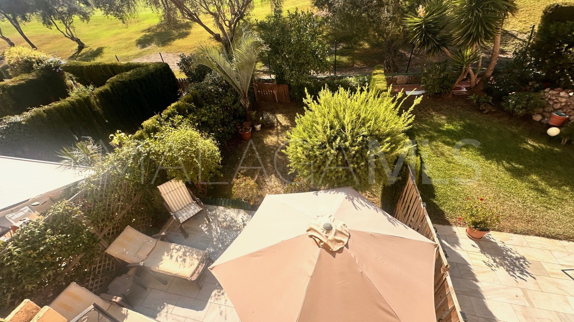 Maison jumelée for sale in Nueva Andalucia