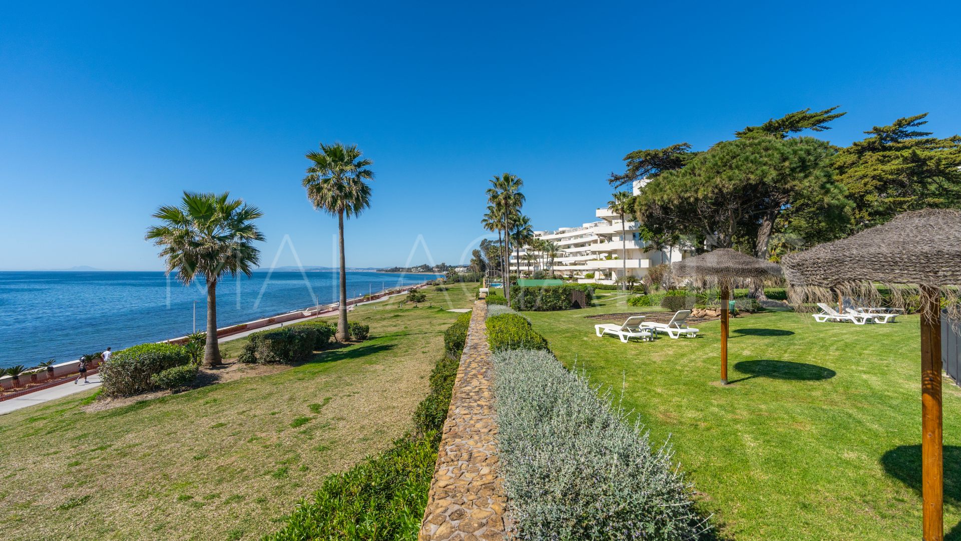 Markplanslägenhet for sale in Los Granados Playa