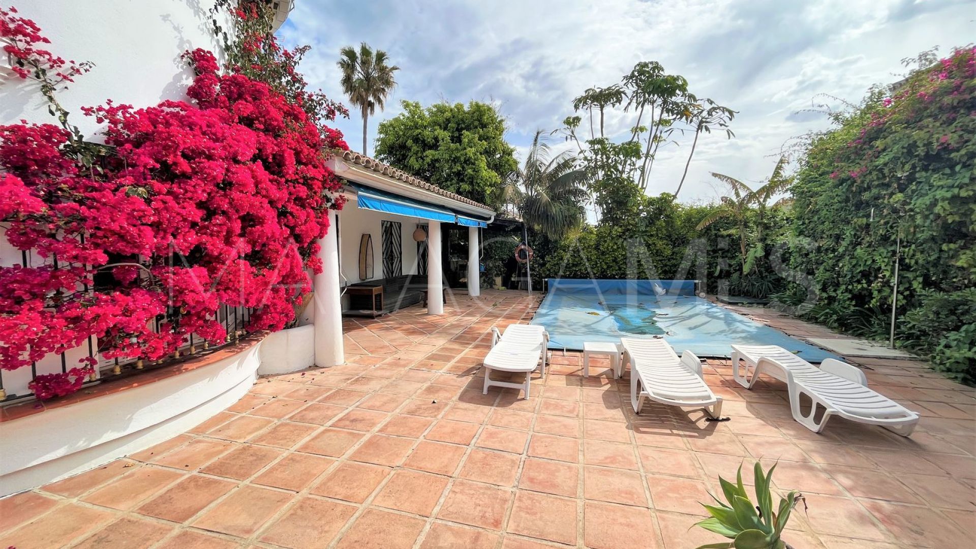 Villa for sale in El Saladillo