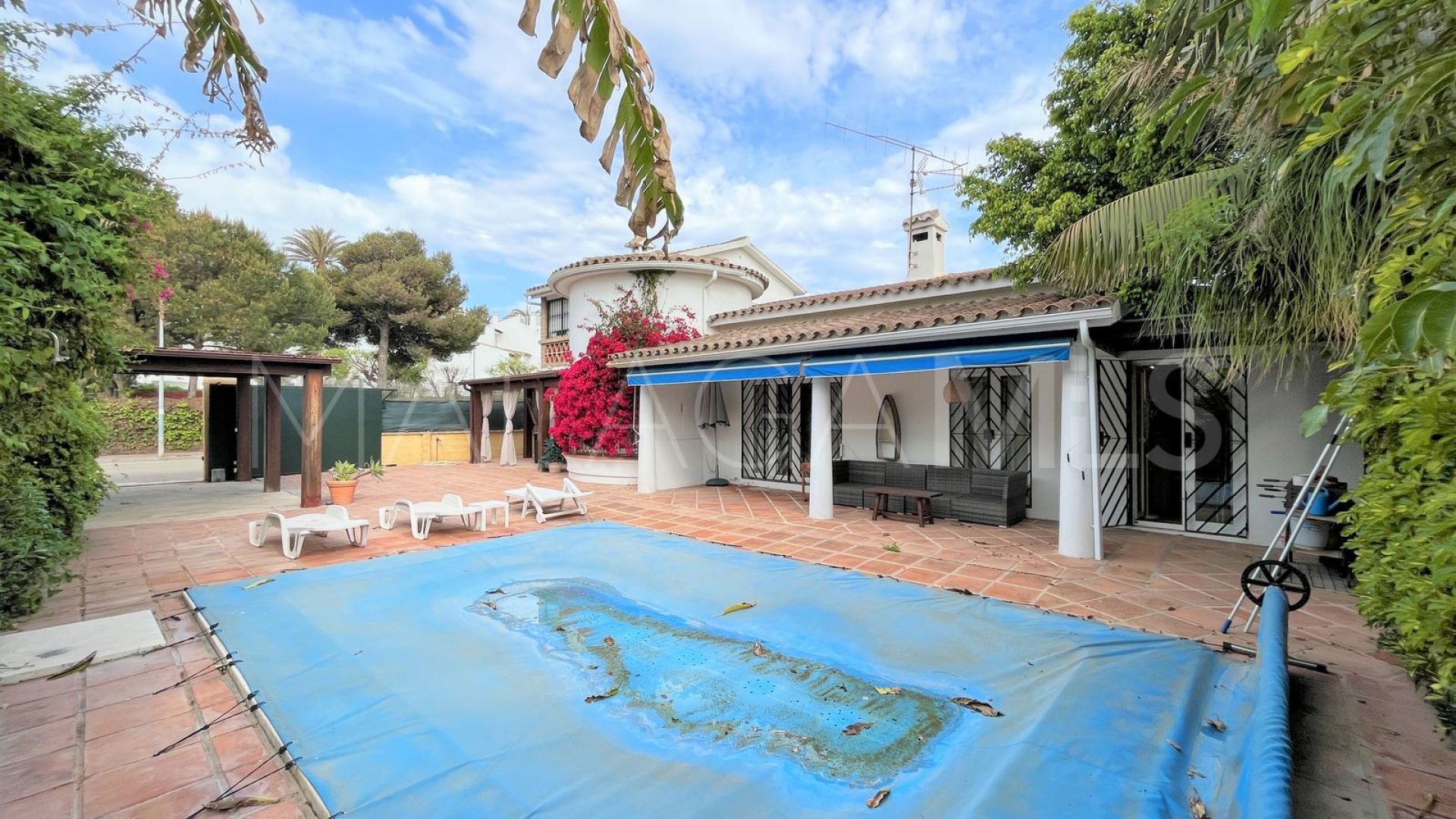Villa for sale in El Saladillo