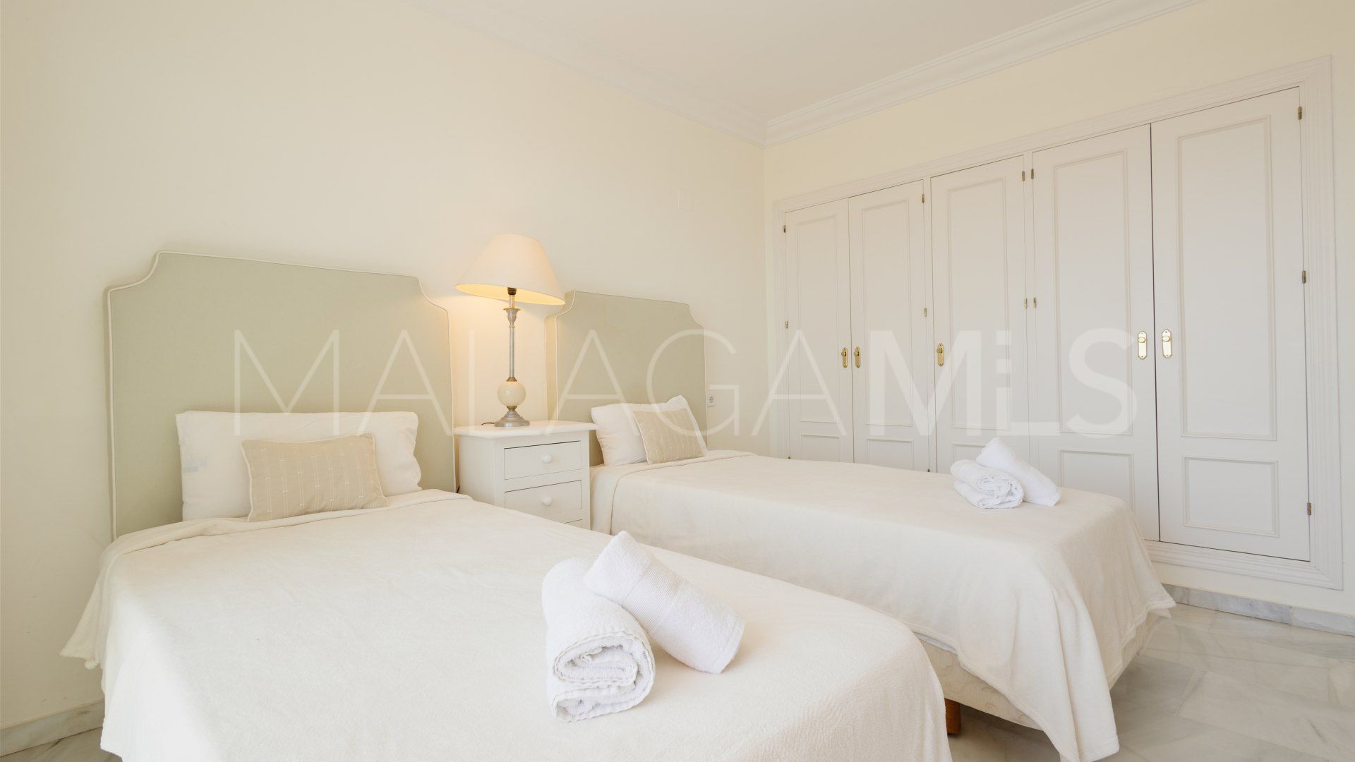Se vende apartamento in Magna Marbella de 4 bedrooms