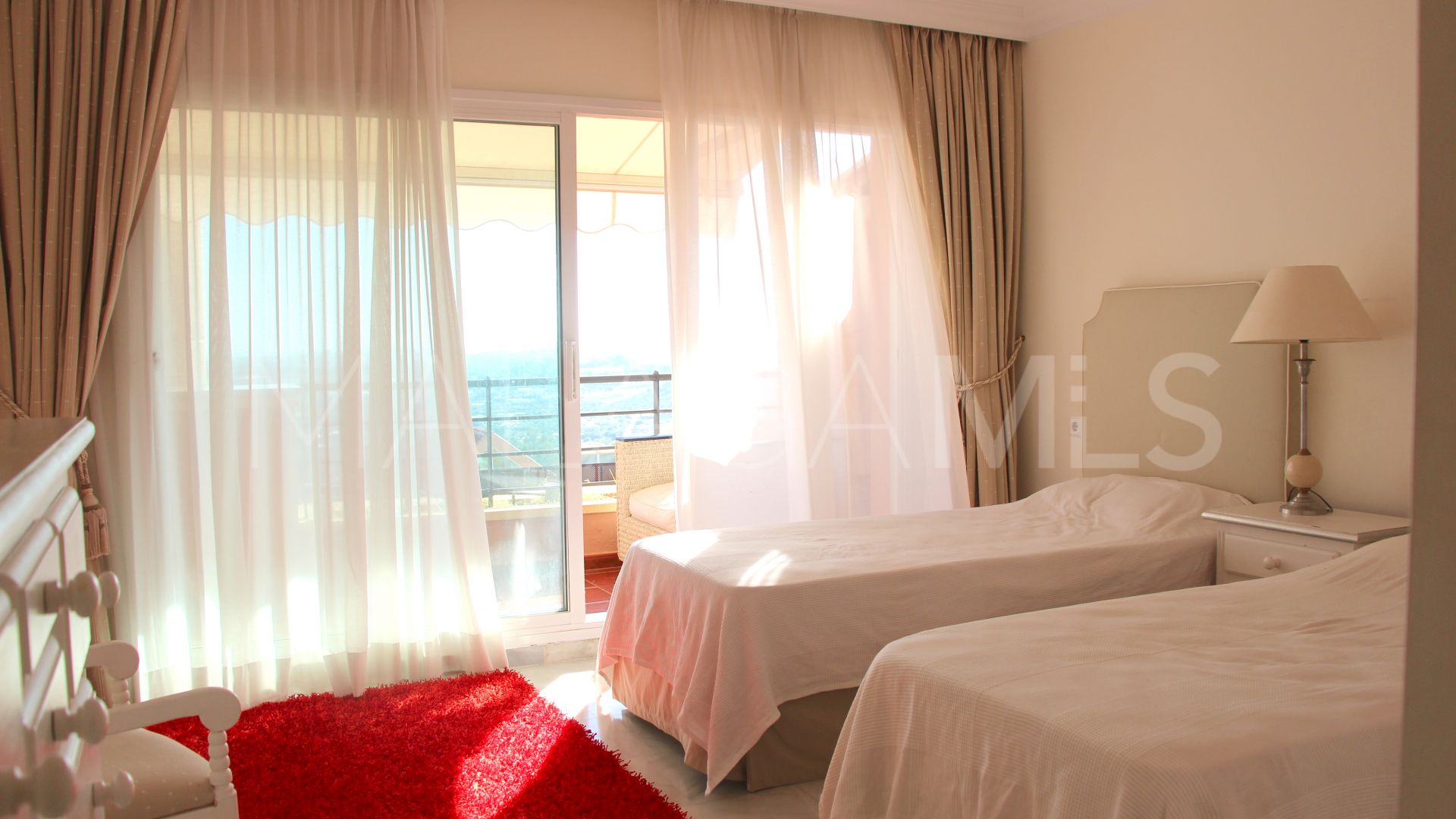 Se vende apartamento in Magna Marbella de 4 bedrooms