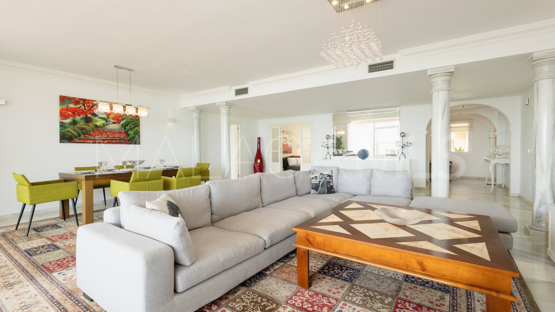 Se vende apartamento in Magna Marbella de 4 bedrooms