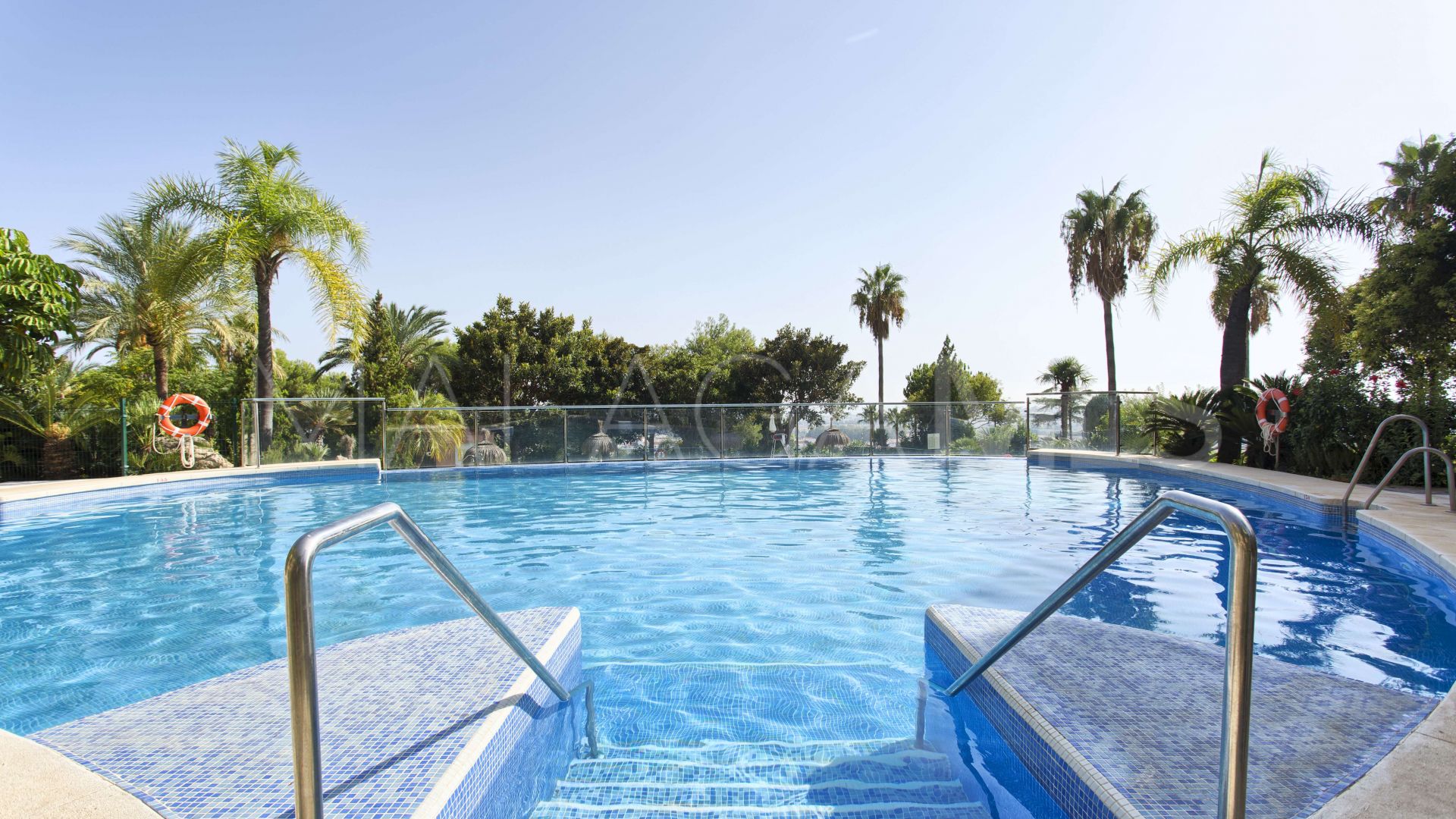 Se vende apartamento in Magna Marbella de 4 bedrooms