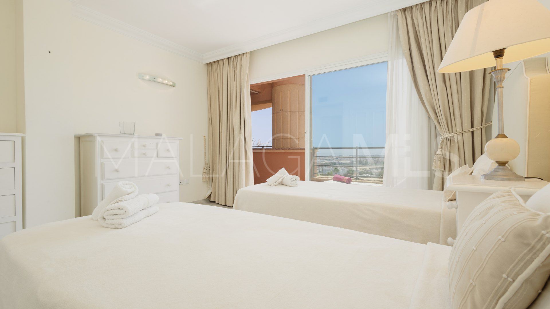 Se vende apartamento in Magna Marbella de 4 bedrooms