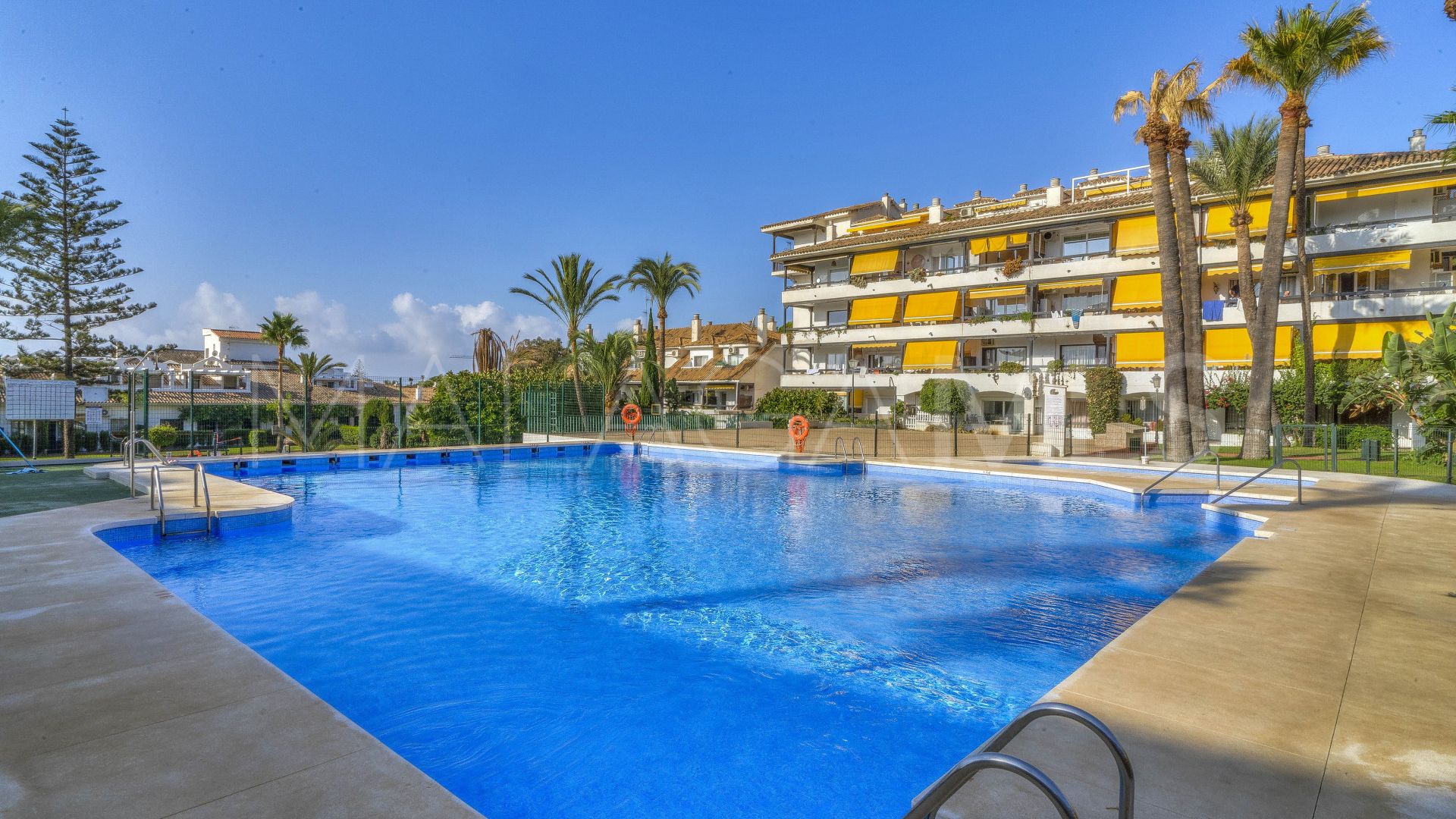 For sale La Carolina duplex penthouse with 2 bedrooms