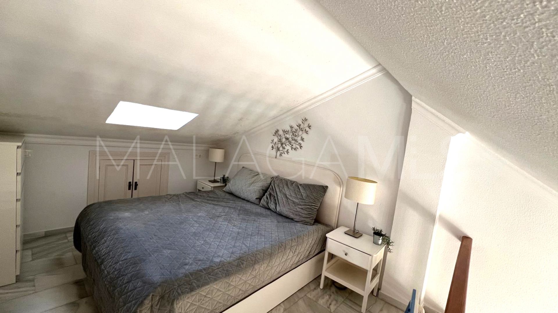 For sale La Carolina duplex penthouse with 2 bedrooms