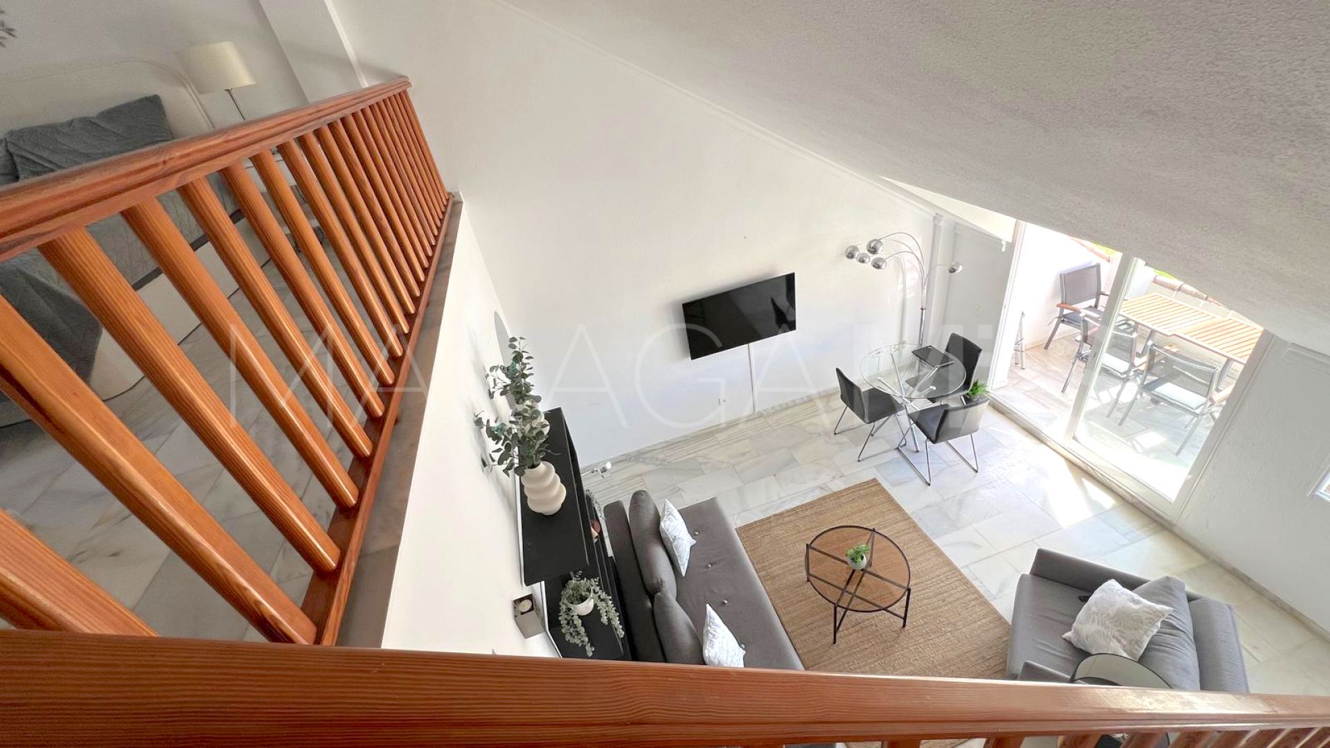 For sale La Carolina duplex penthouse with 2 bedrooms