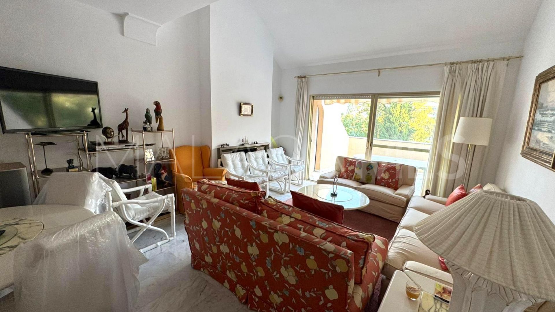 Tvåvåningslägenhet for sale in Nueva Andalucia