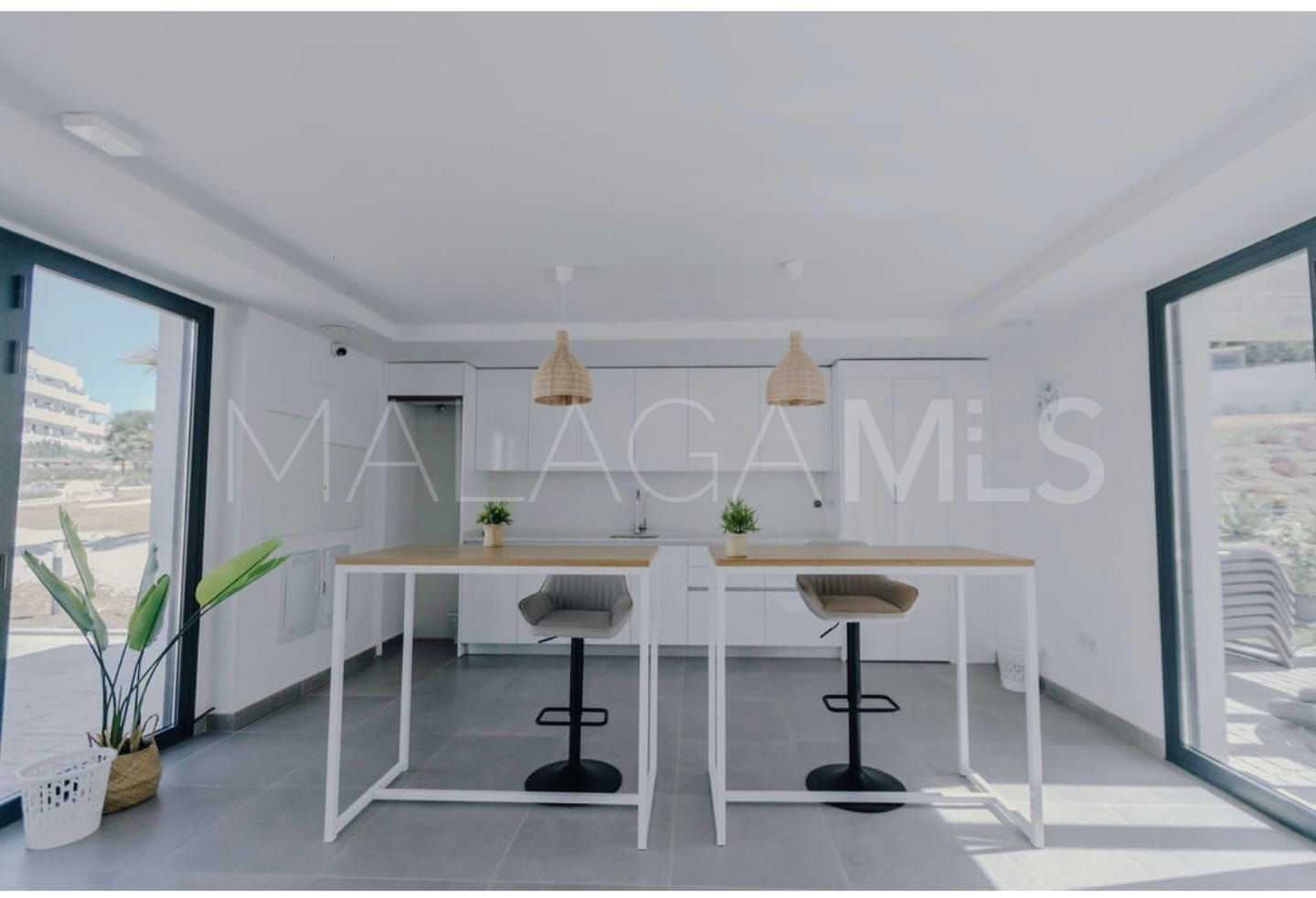 For sale apartment in New Golden Mile with 2 bedrooms