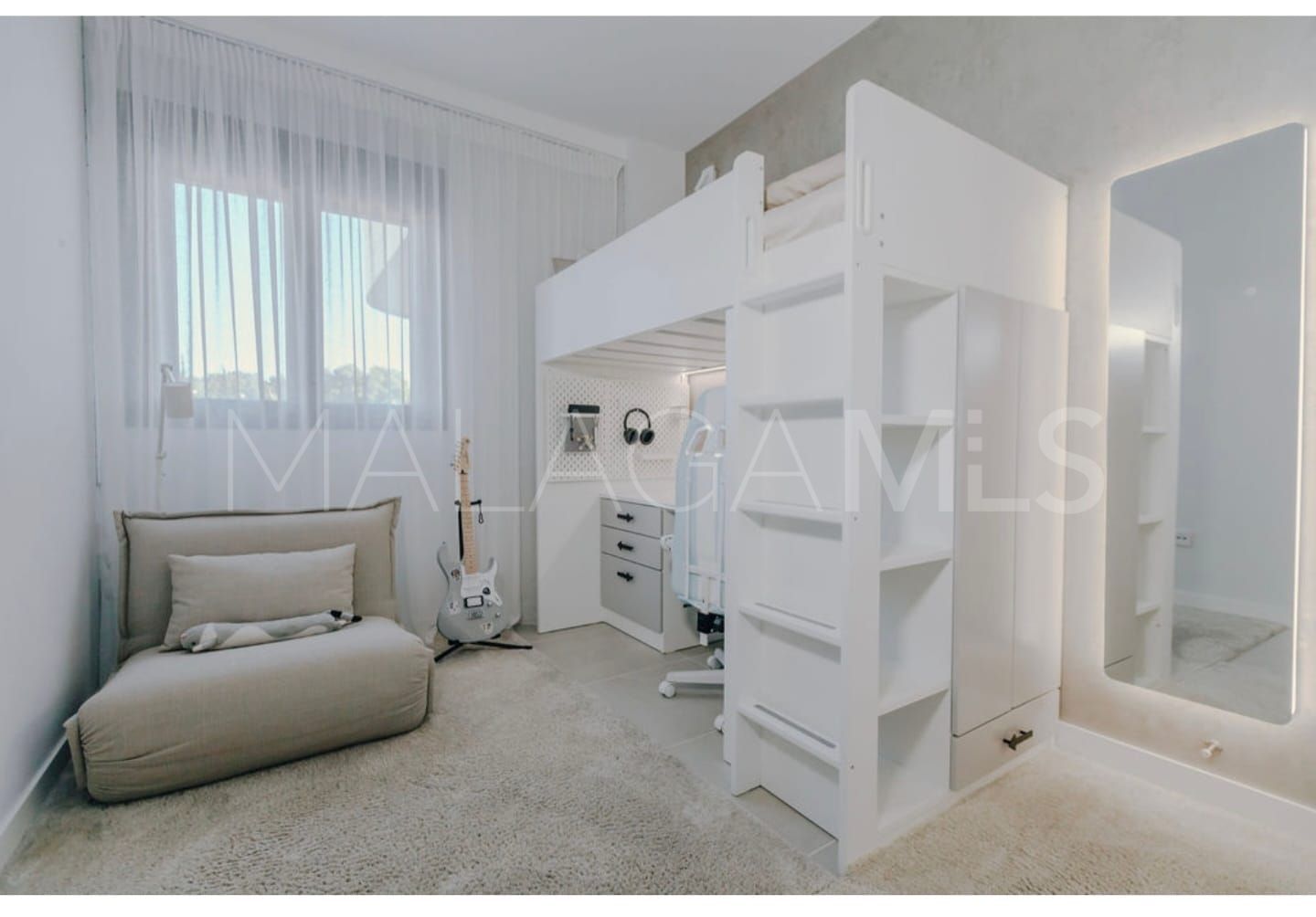 For sale apartment in New Golden Mile with 2 bedrooms