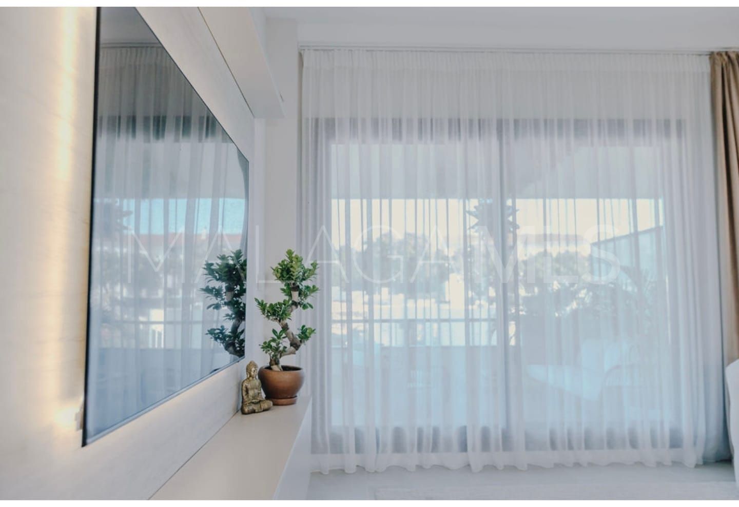 For sale apartment in New Golden Mile with 2 bedrooms